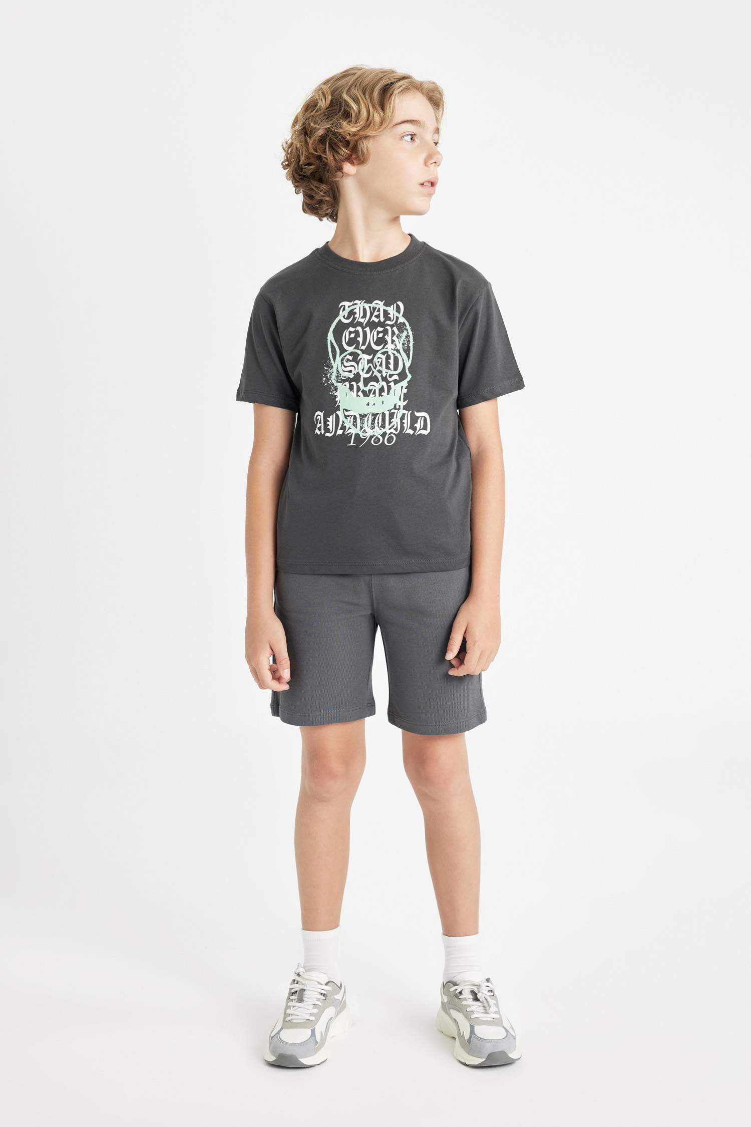 تيشيرت ولادي نص ردن مطبوع