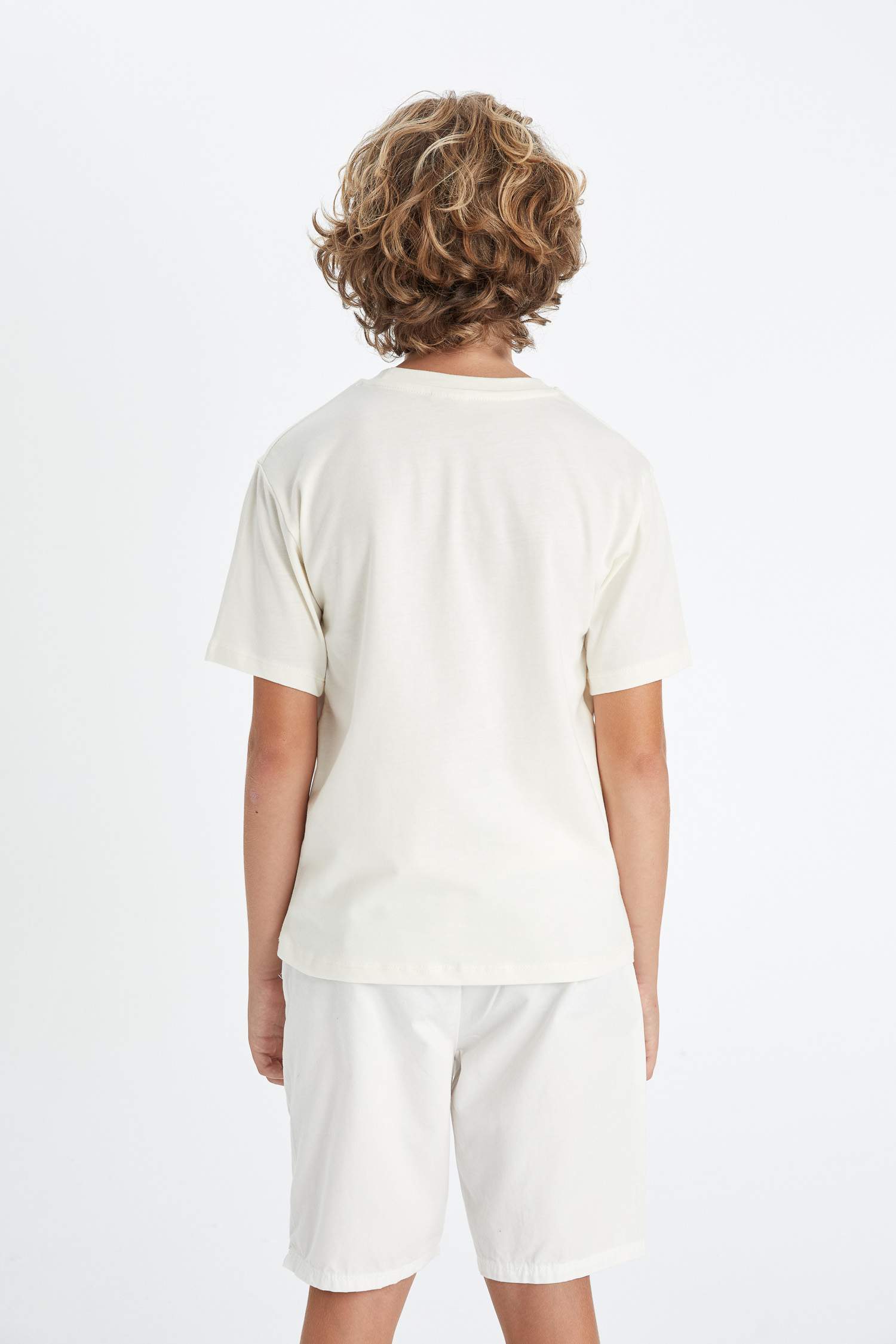 Erkek Çocuk Bisiklet Yaka Nakışlı Kısa Kollu Tişört