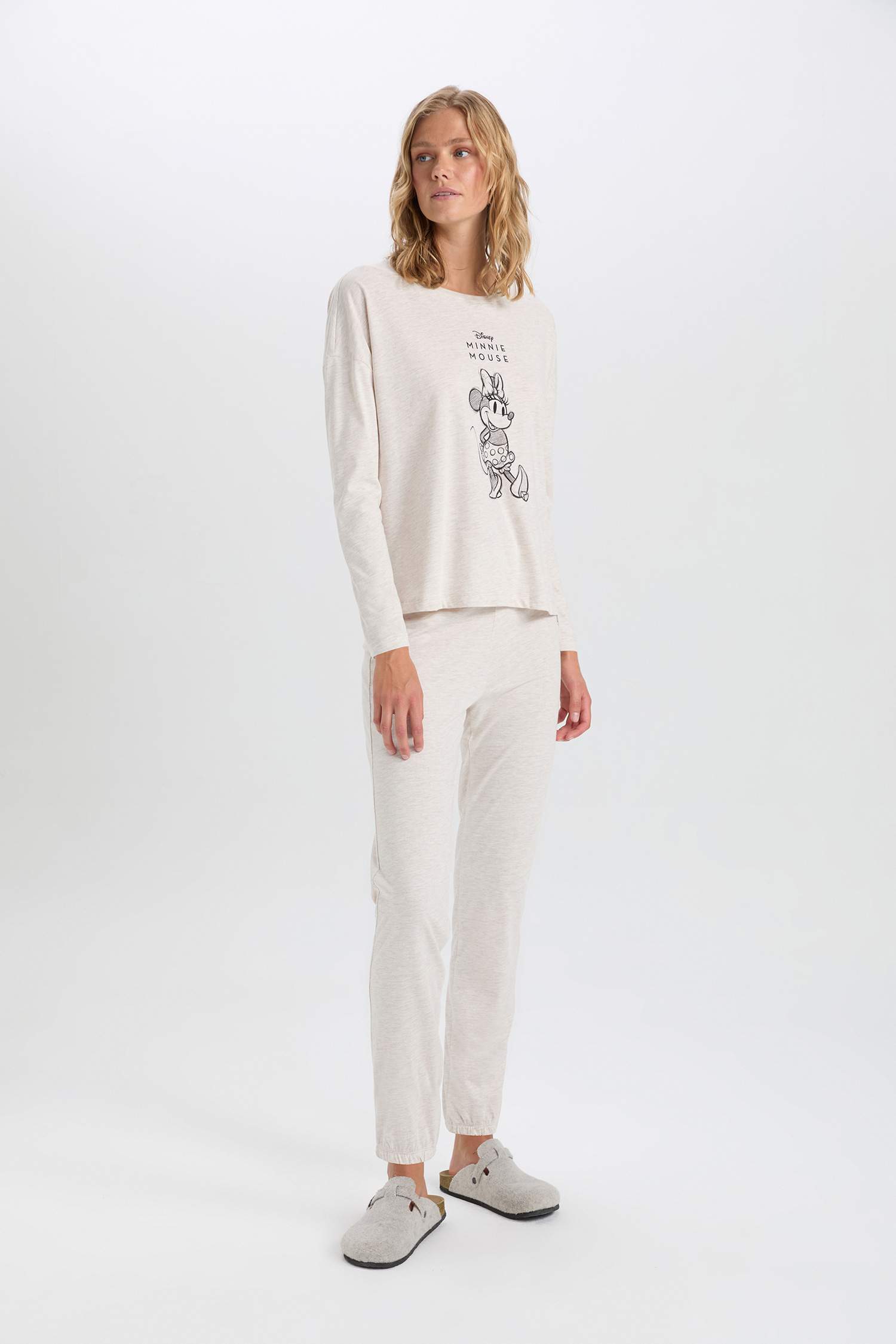 Disney Mickey & Minnie Top Bottom 2 Piece Pajama Set