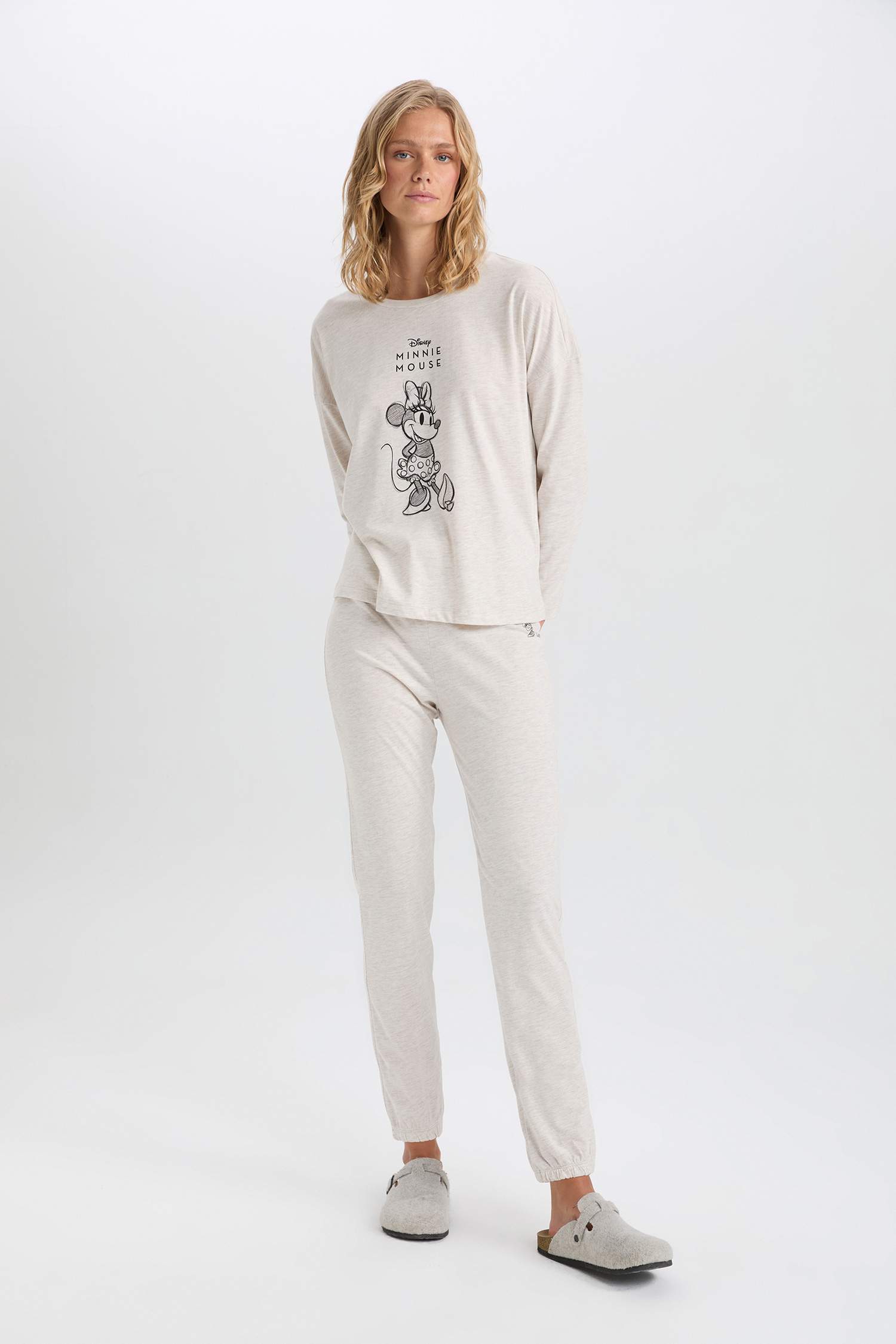 Disney Mickey & Minnie Top Bottom 2 Piece Pajama Set