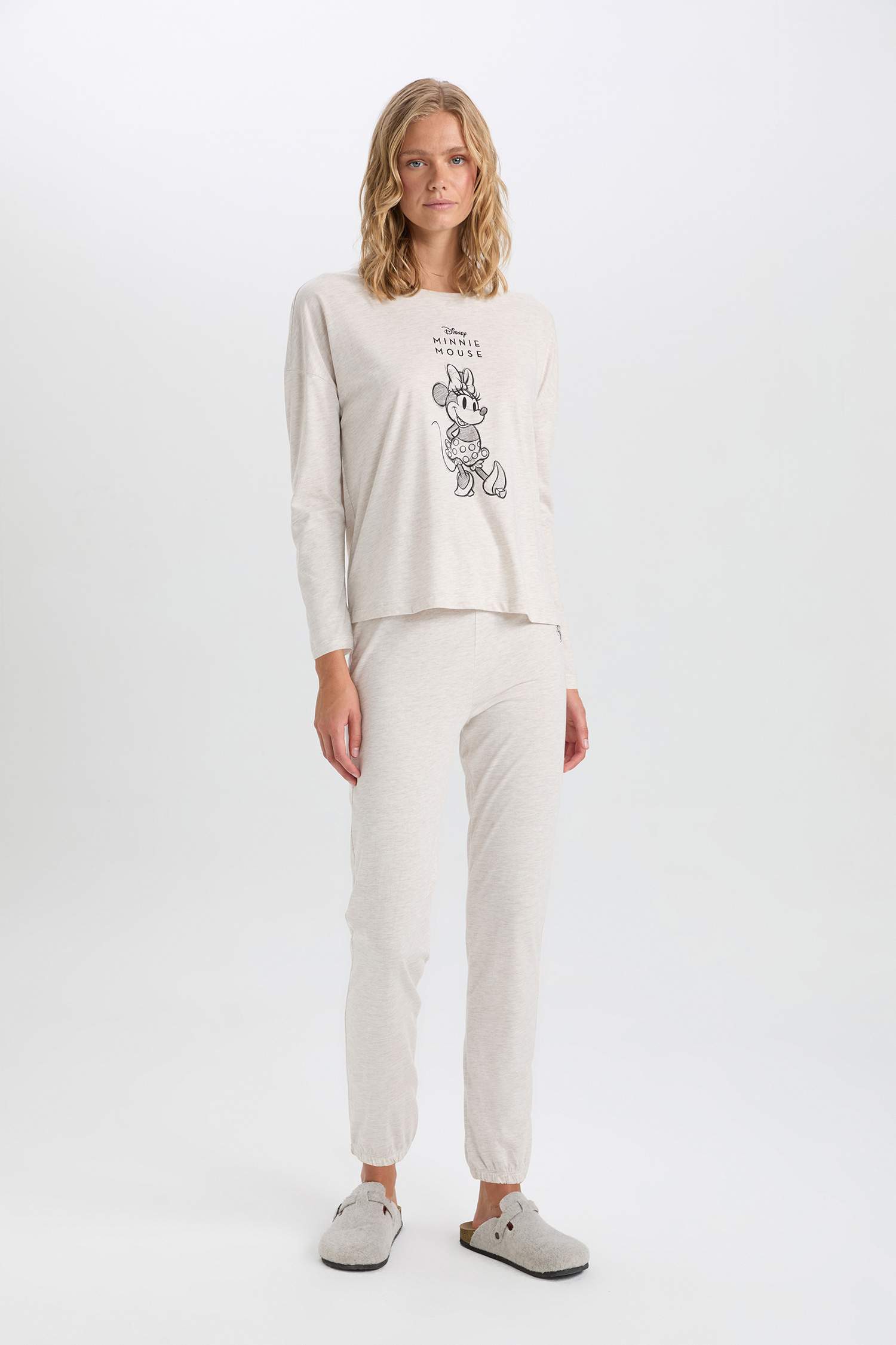 Disney Mickey & Minnie Top Bottom 2 Piece Pajama Set