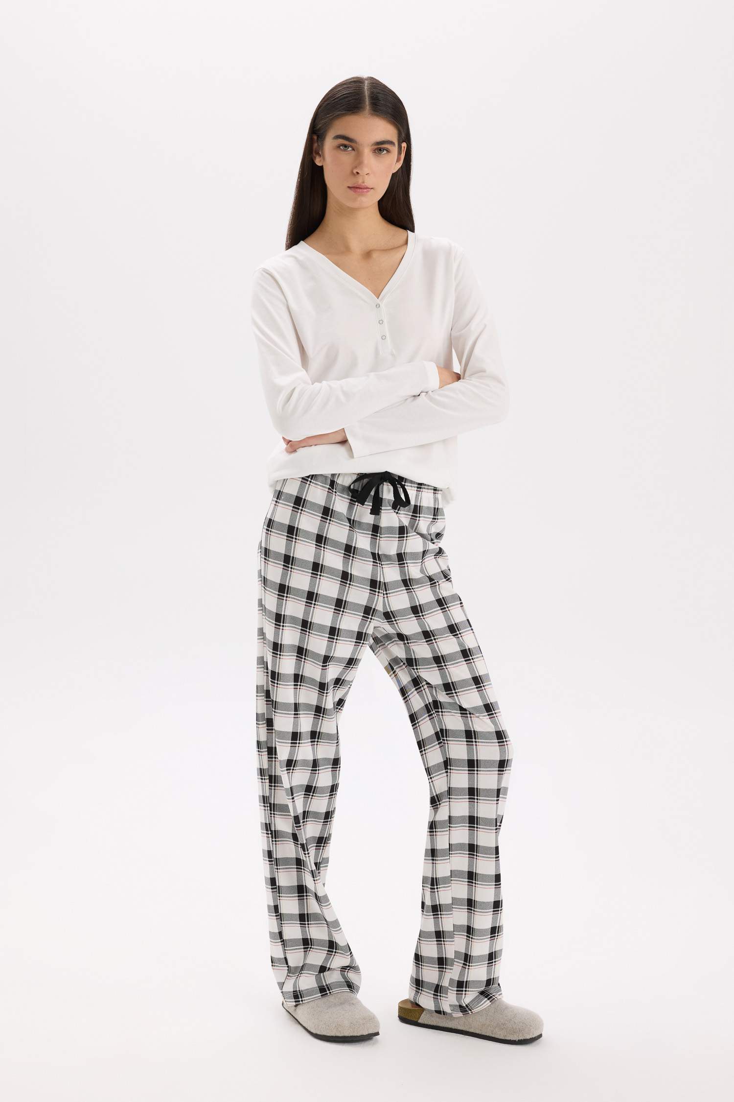 Fall in Love V Neck Top Bottom 2 Piece Pajama Set