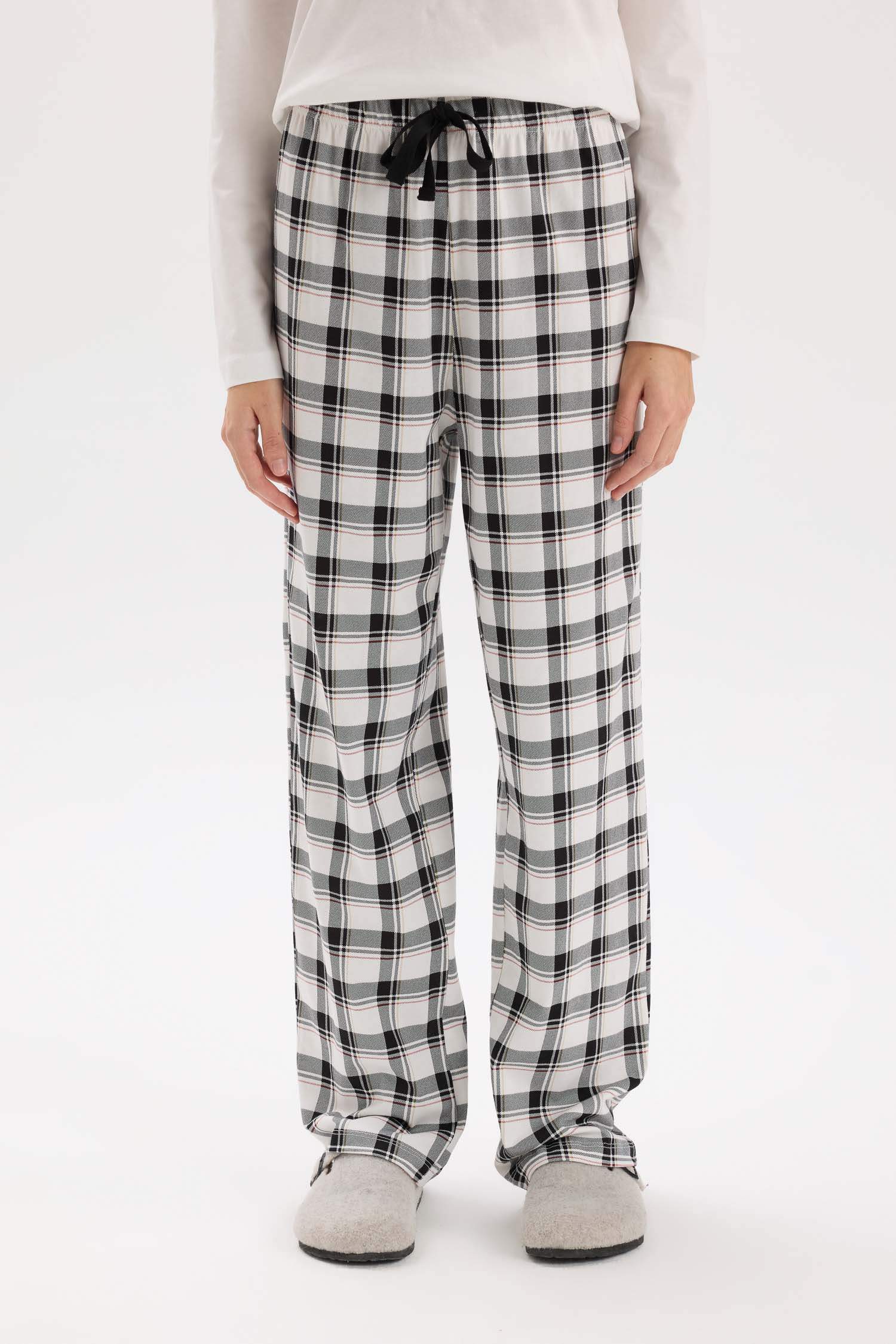 Fall in Love V Neck Top Bottom 2 Piece Pajama Set