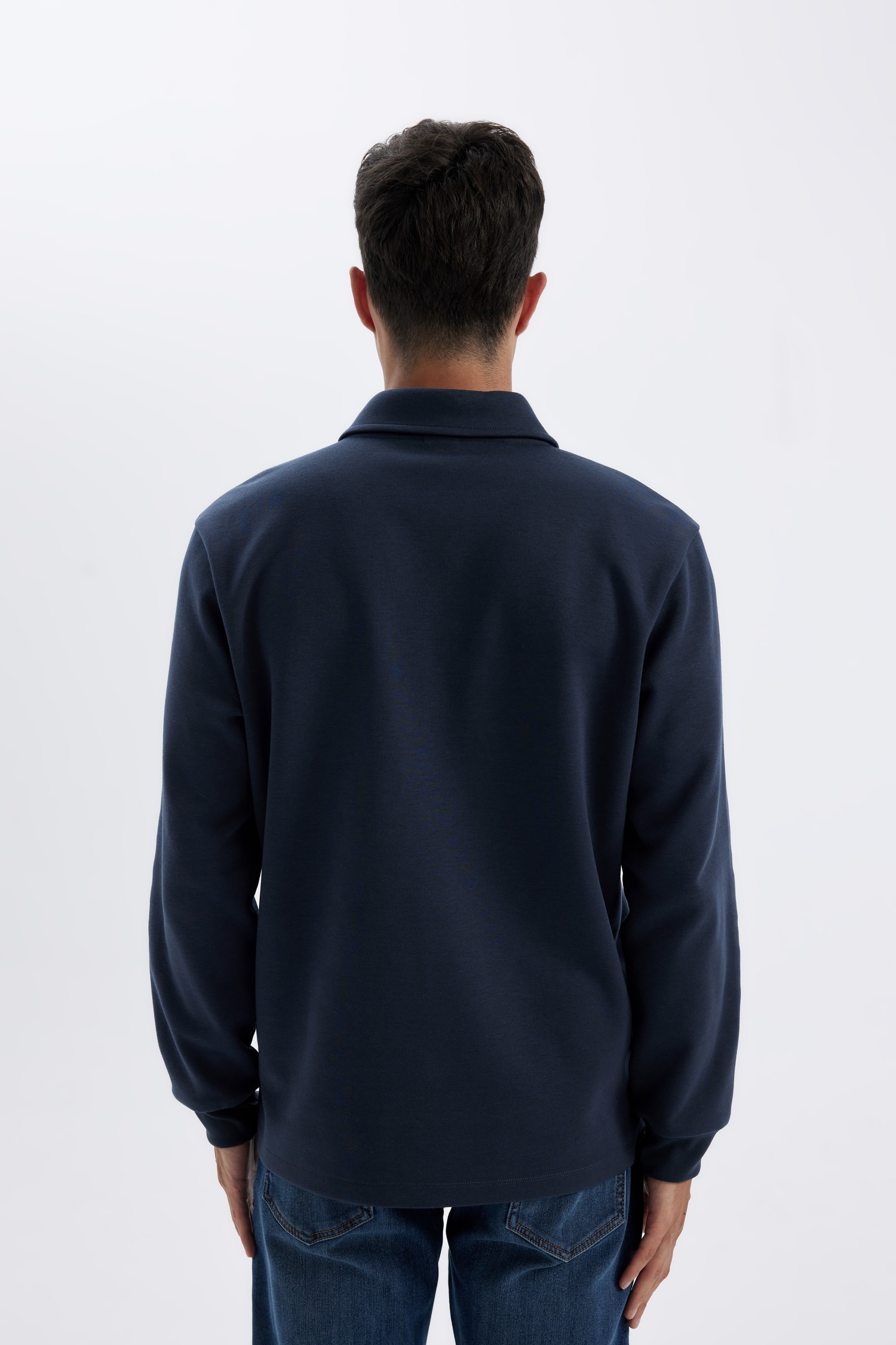 DeFacto Regular Fit Polo Yaka Yarım Fermuarlı Basic Düz Sweatshirt görsel 6