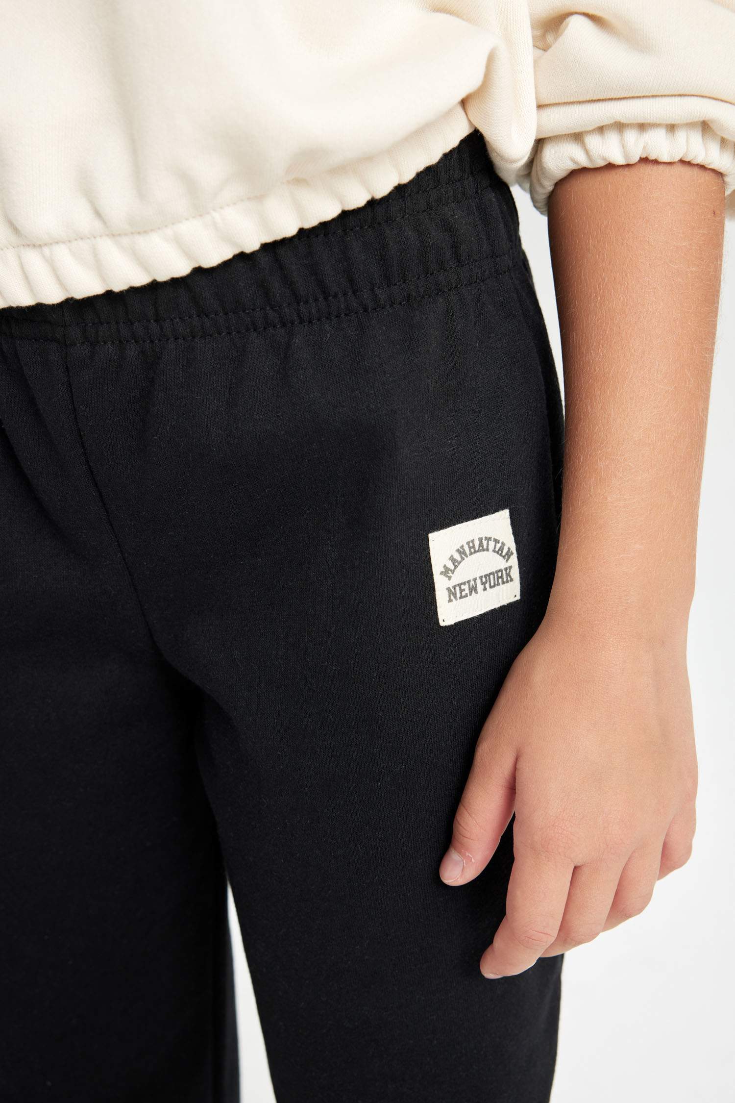 Kız Çocuk Dokuma Etiketli Beli Paçası Lastikli Jogger Eşofman Altı