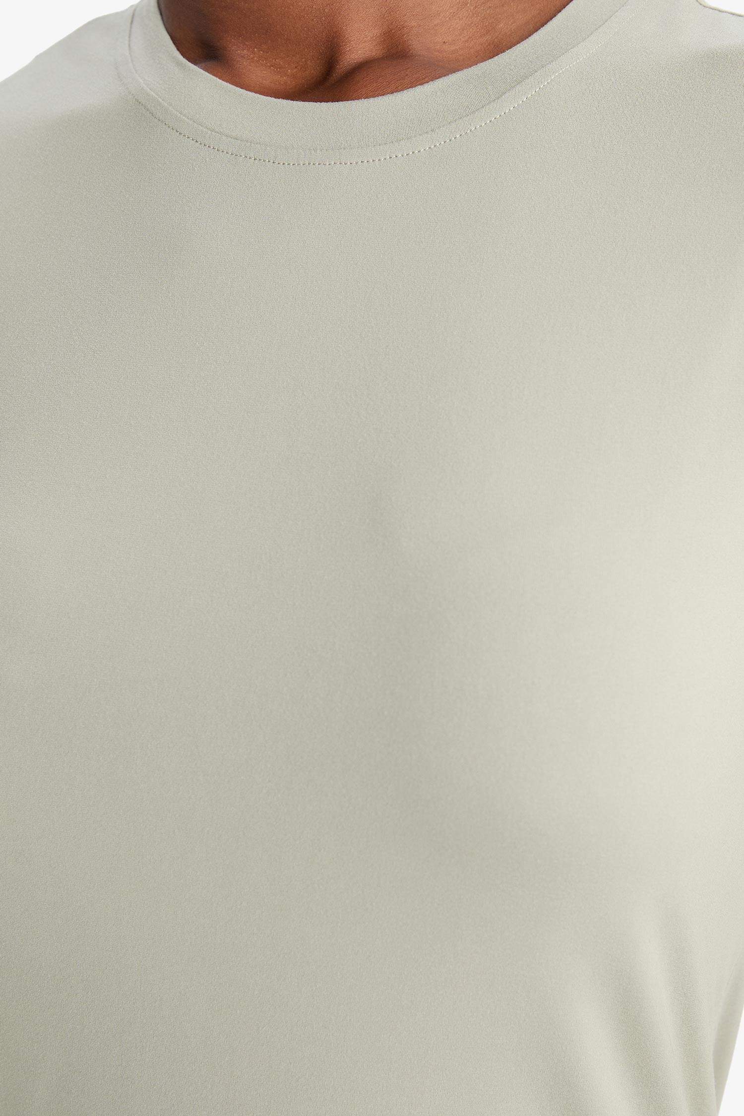 Standart Fit Bisiklet Yaka Sporcu Basic Düz Kısa Kollu Tişört