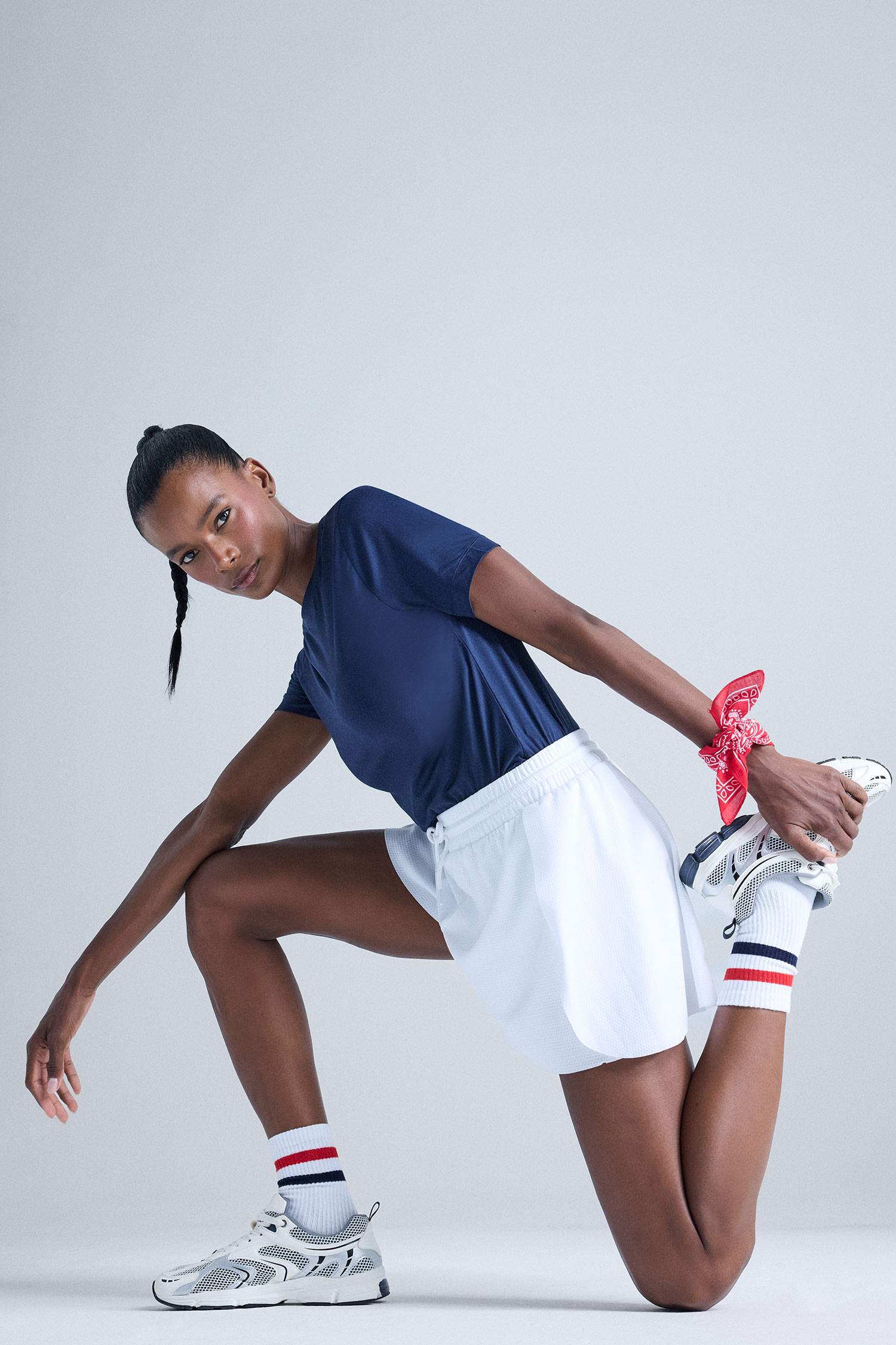 Standart Fit Bisiklet Yaka Sporcu Basic Düz Kısa Kollu Tişört