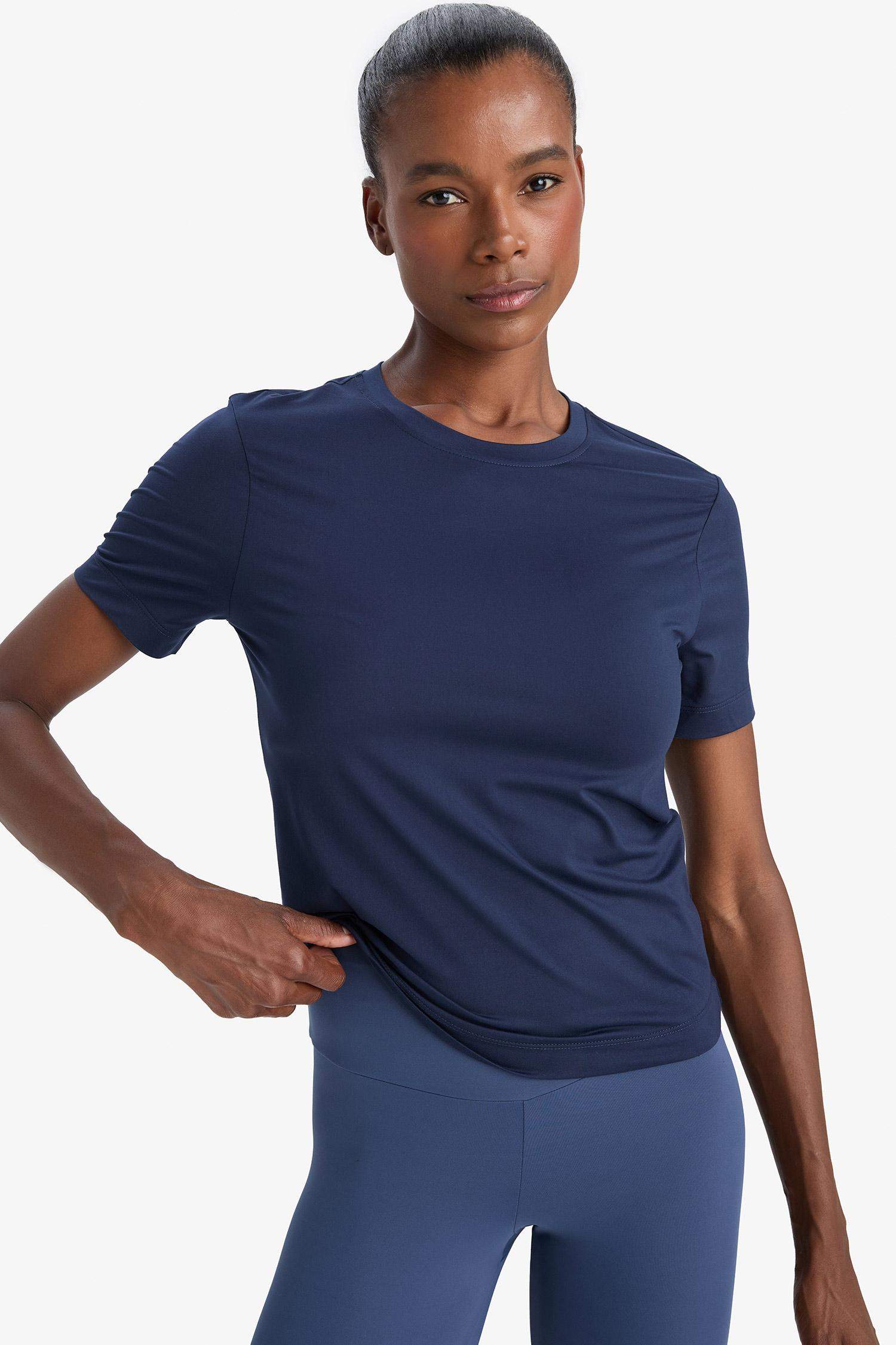 Standart Fit Bisiklet Yaka Sporcu Basic Düz Kısa Kollu Tişört