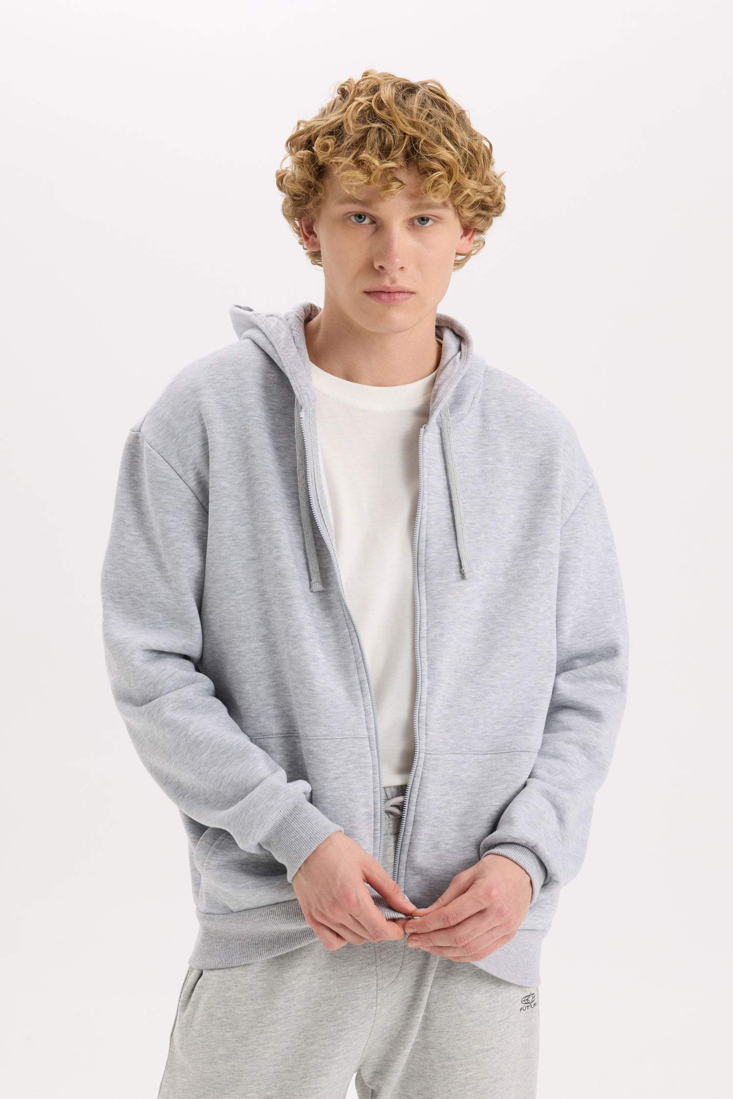 Comfort Fit Rahat Kalıp Kapüşonlu Kalın İçi Yumuşak Tüylü Fermuarlı Sweatshirt