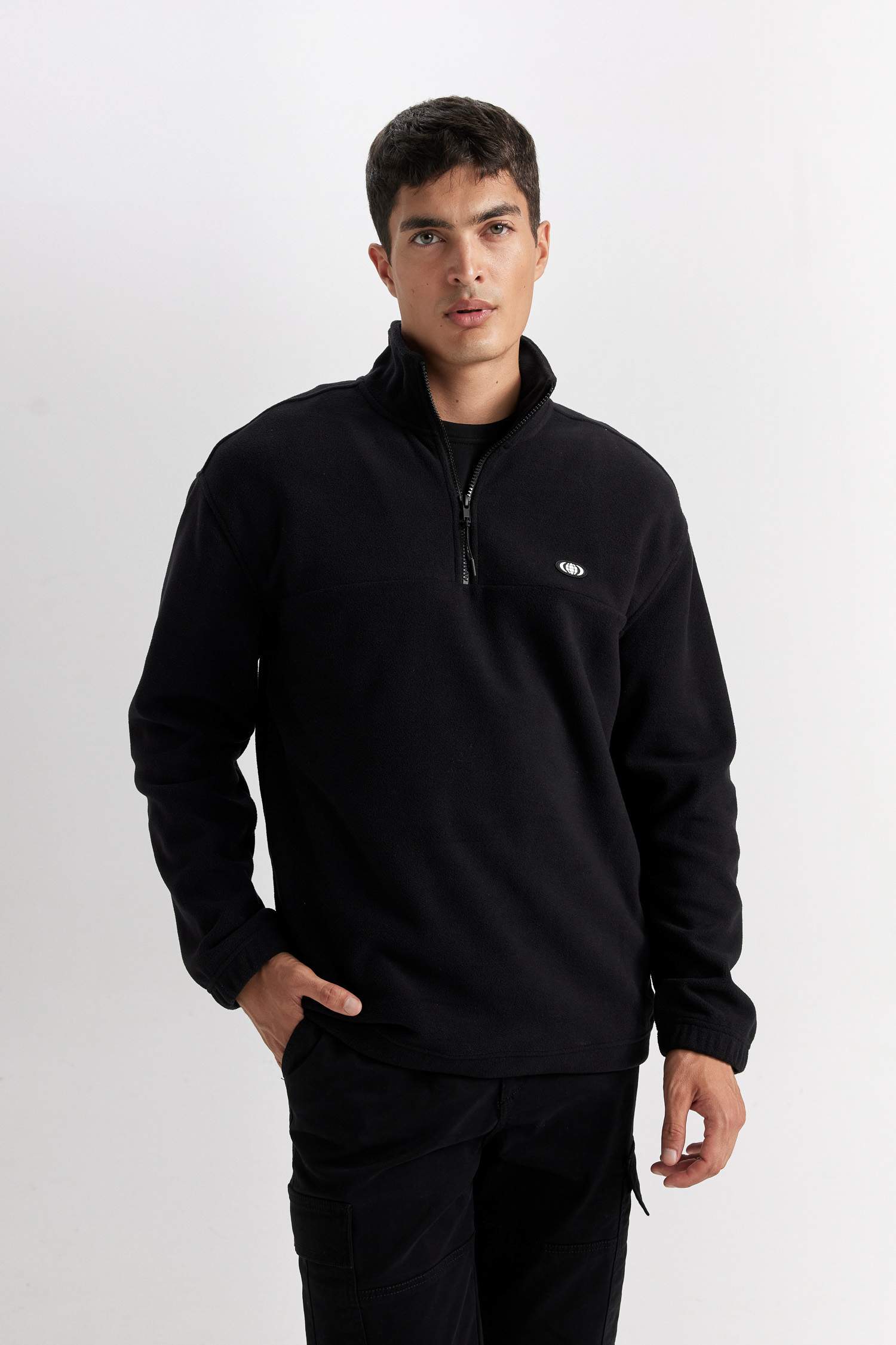 Relax Fit Long Sleeve Sweatshirt
