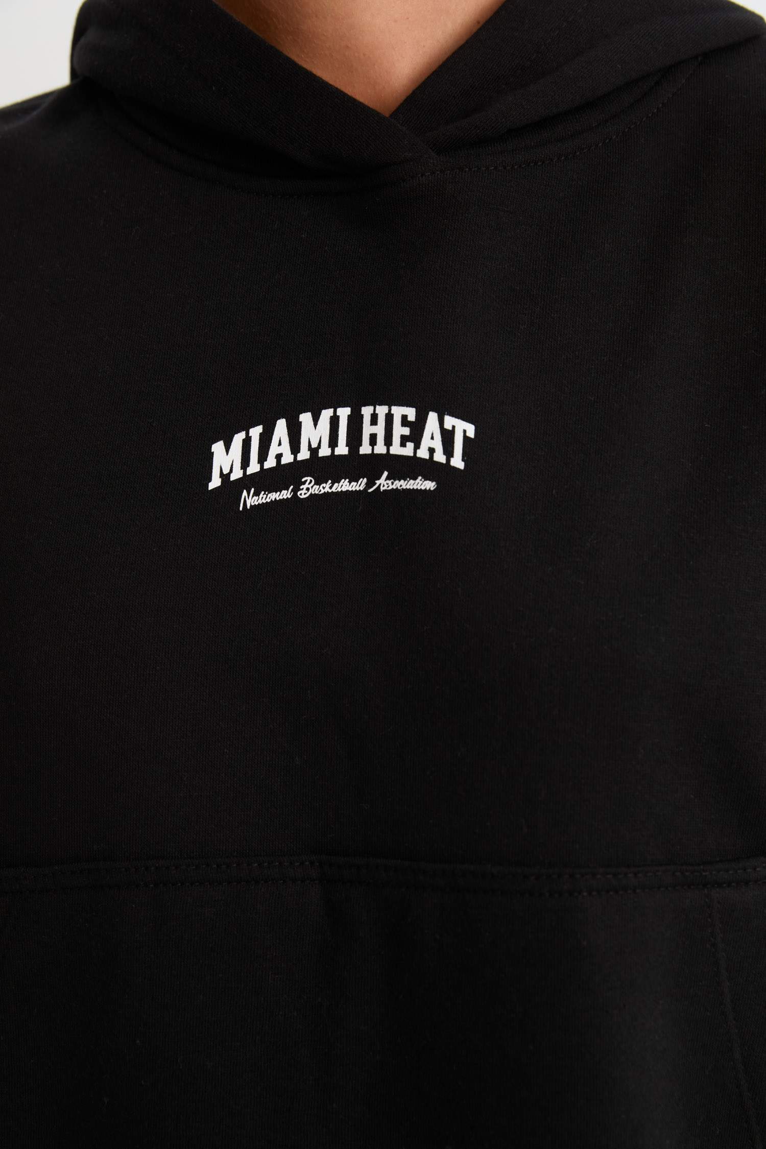 DeFactoFit NBA Miami Heat Kapüşonlu Kalın Sweatshirt