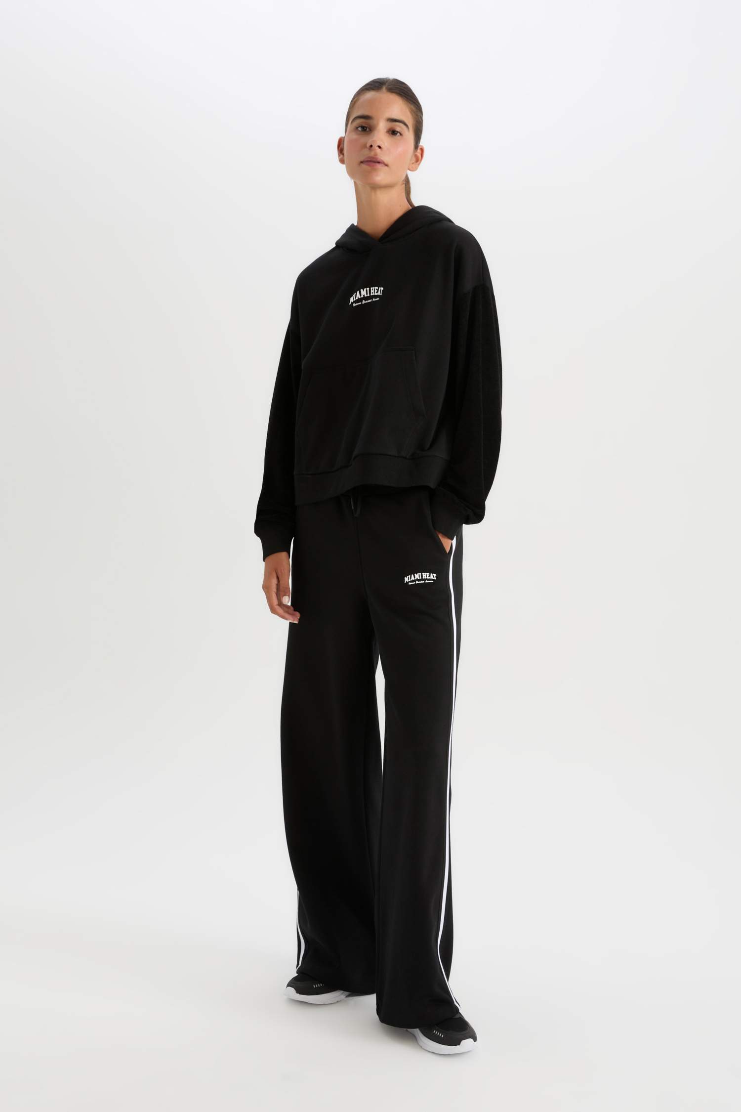 Штаны Wide Leg кроя NBA Miami Heat, DeFactoFit