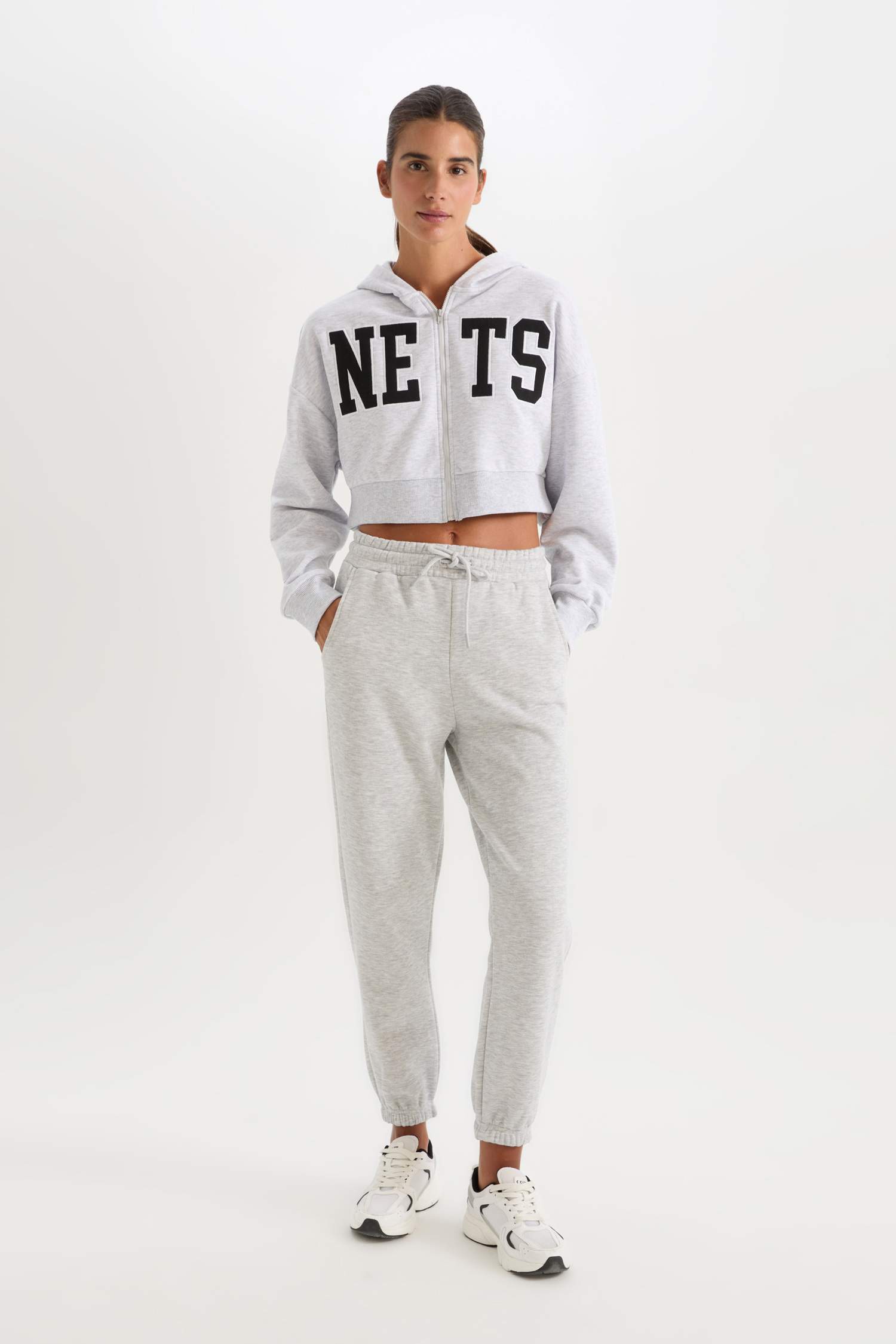 DeFactoFit NBA Brooklyn Nets Crop Kalın Fermuarlı Sweatshirt