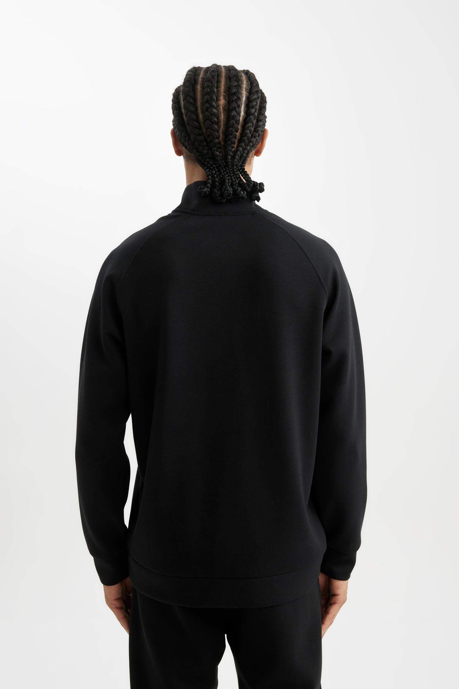 DeFactoFit Standart Fit Dik Yaka Yarım Fermuarlı Sporcu Sweatshirt