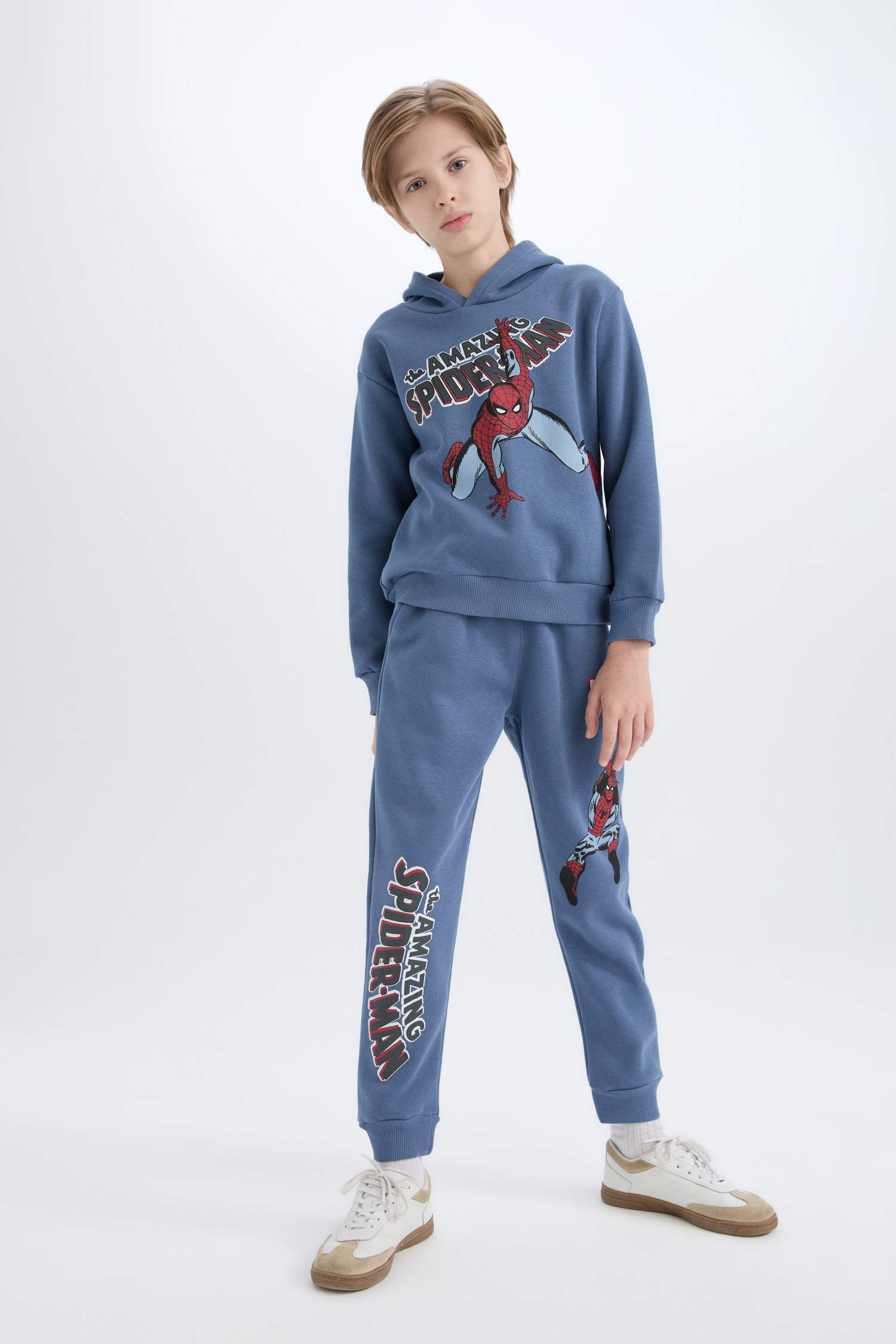 Boy Marvel Comics Hooded Sweatshirt Sweatpants 2 Piece Set