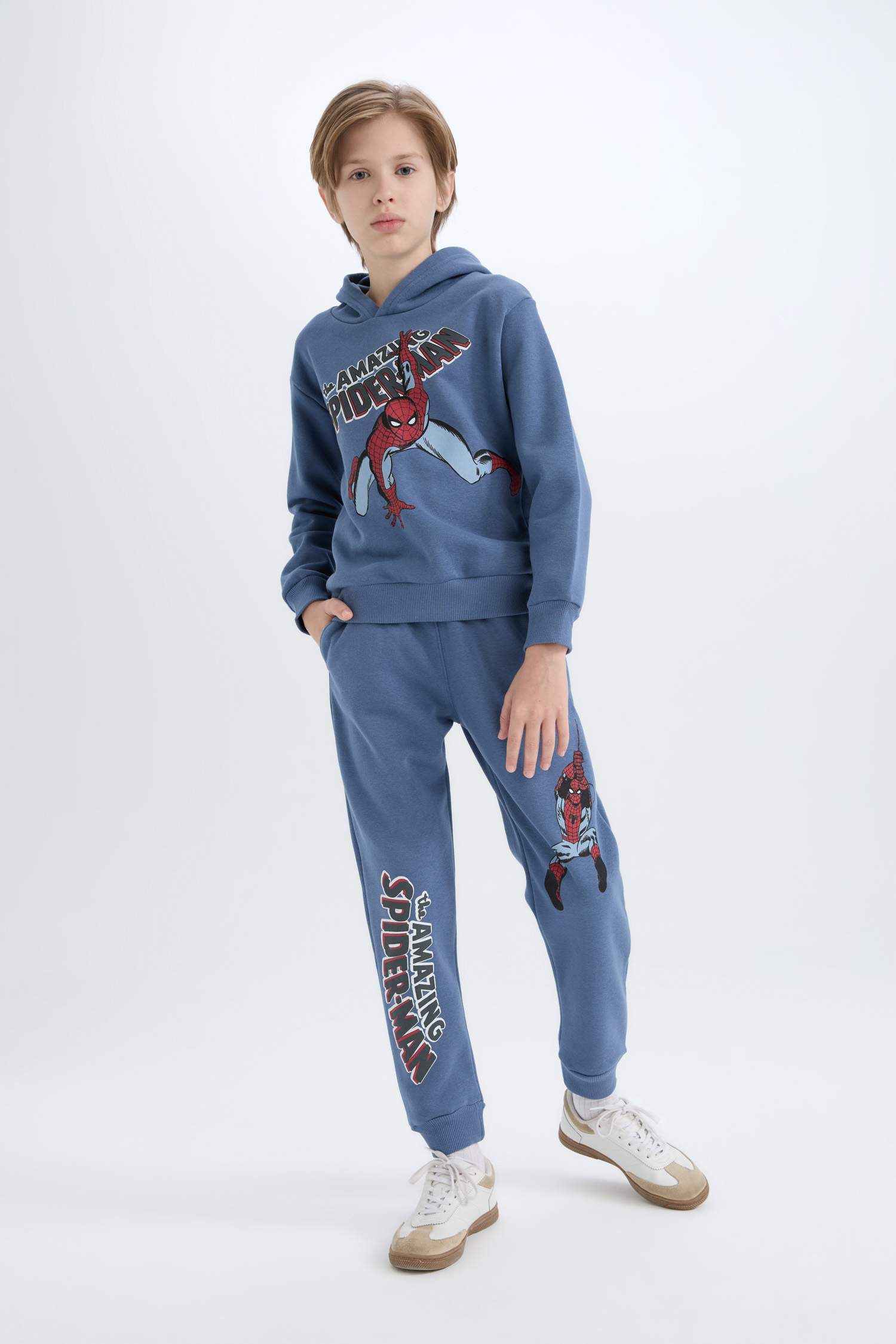 Boy Marvel Comics Hooded Sweatshirt Sweatpants 2 Piece Set