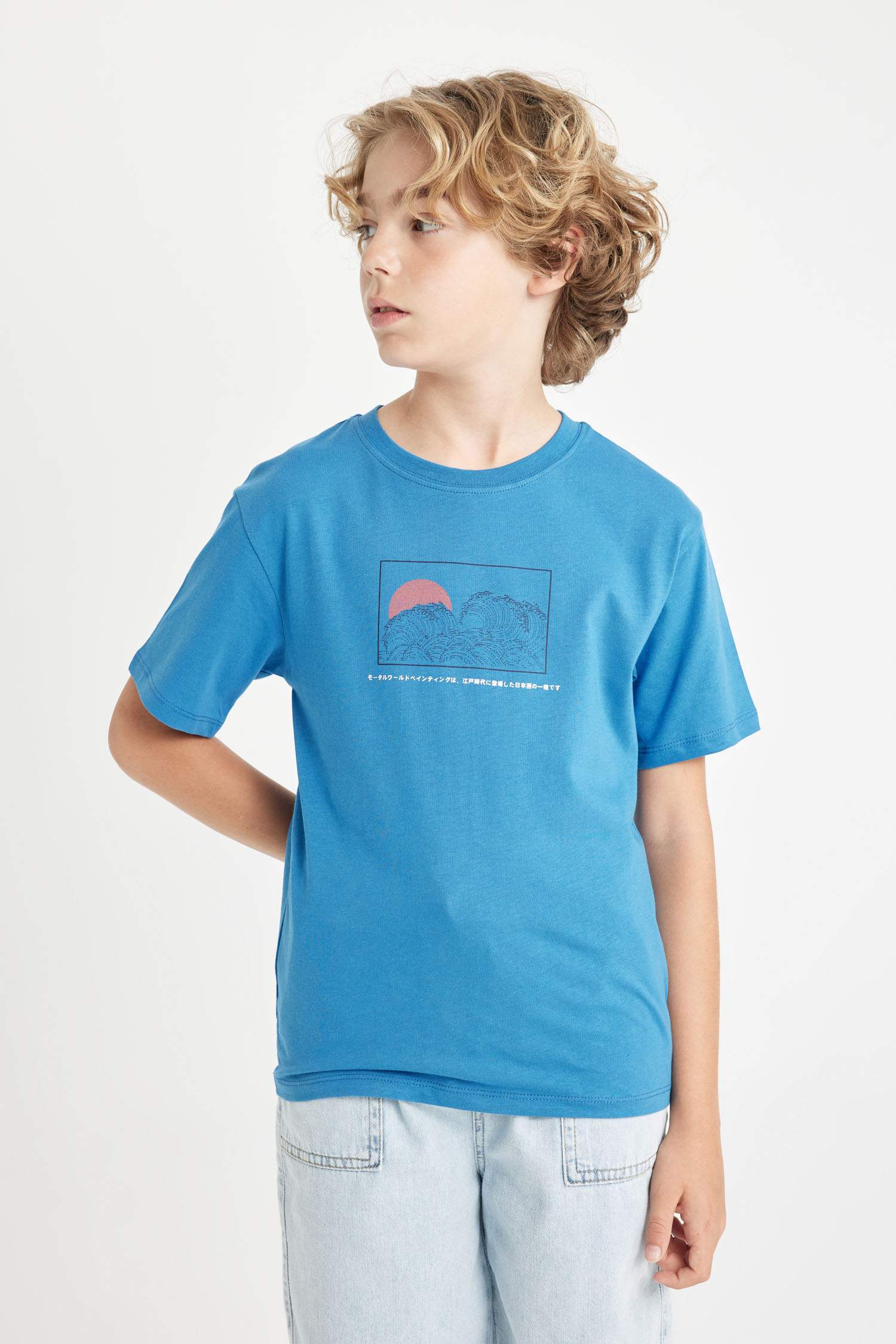 Erkek Çocuk Bisiklet Yaka Sırt Baskılı Kısa Kollu Tişört