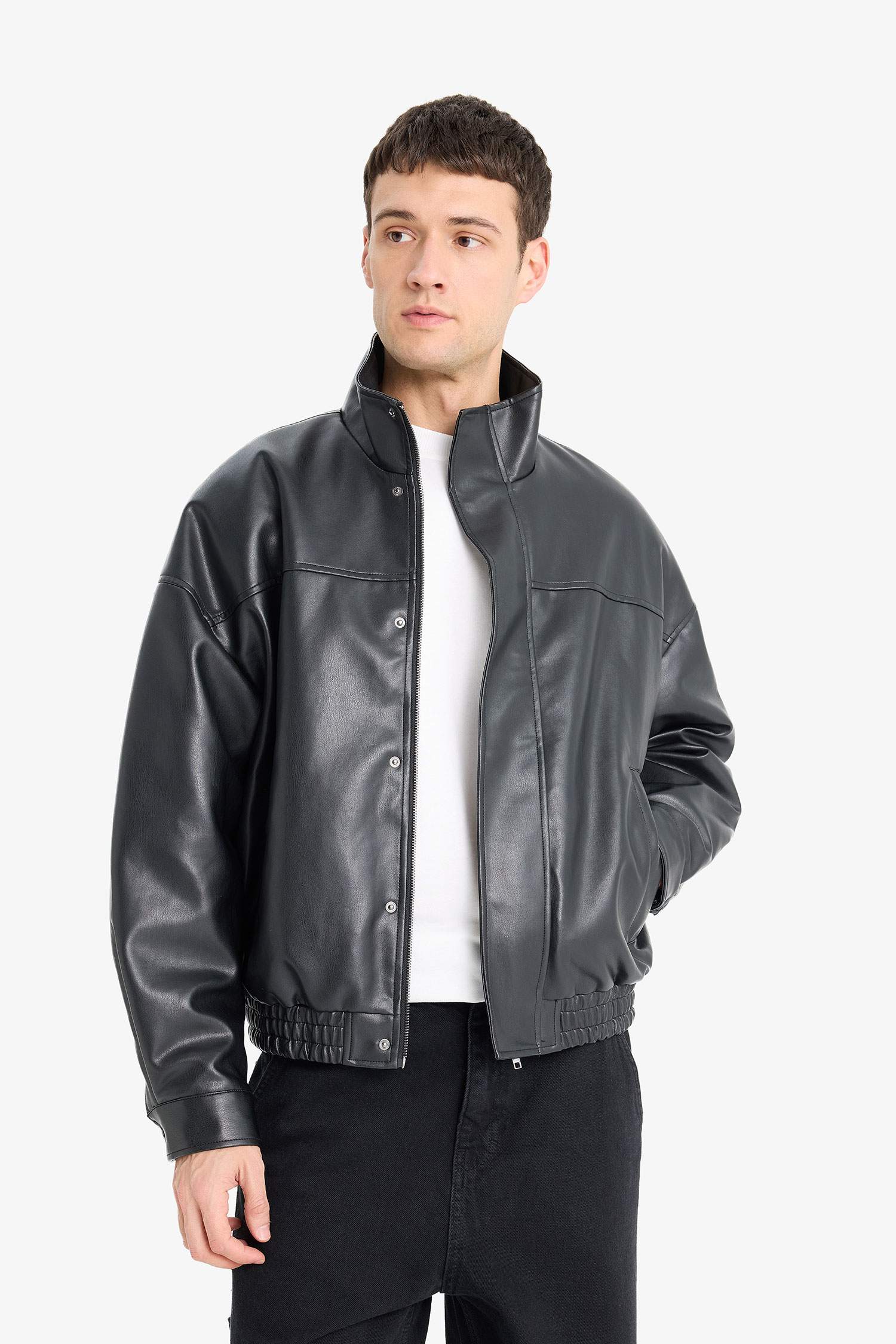 Su İtici Oversize Fit Geniş Kalıp Dik Yaka İç Cepli Çıtçıt Kapamalı Beli Lastikli Deri Ceket Mont