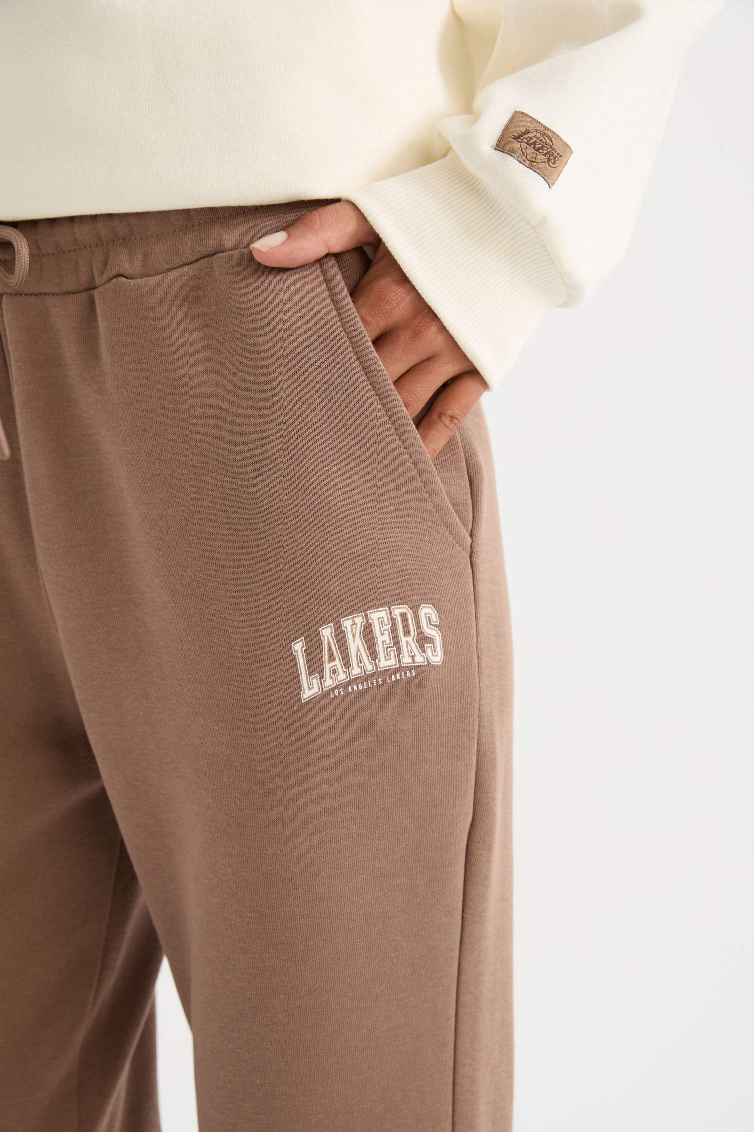 NBA Los Angeles Lakers Jogger Eşofman Altı Standart Fit Cepli Standart Boy Kalın