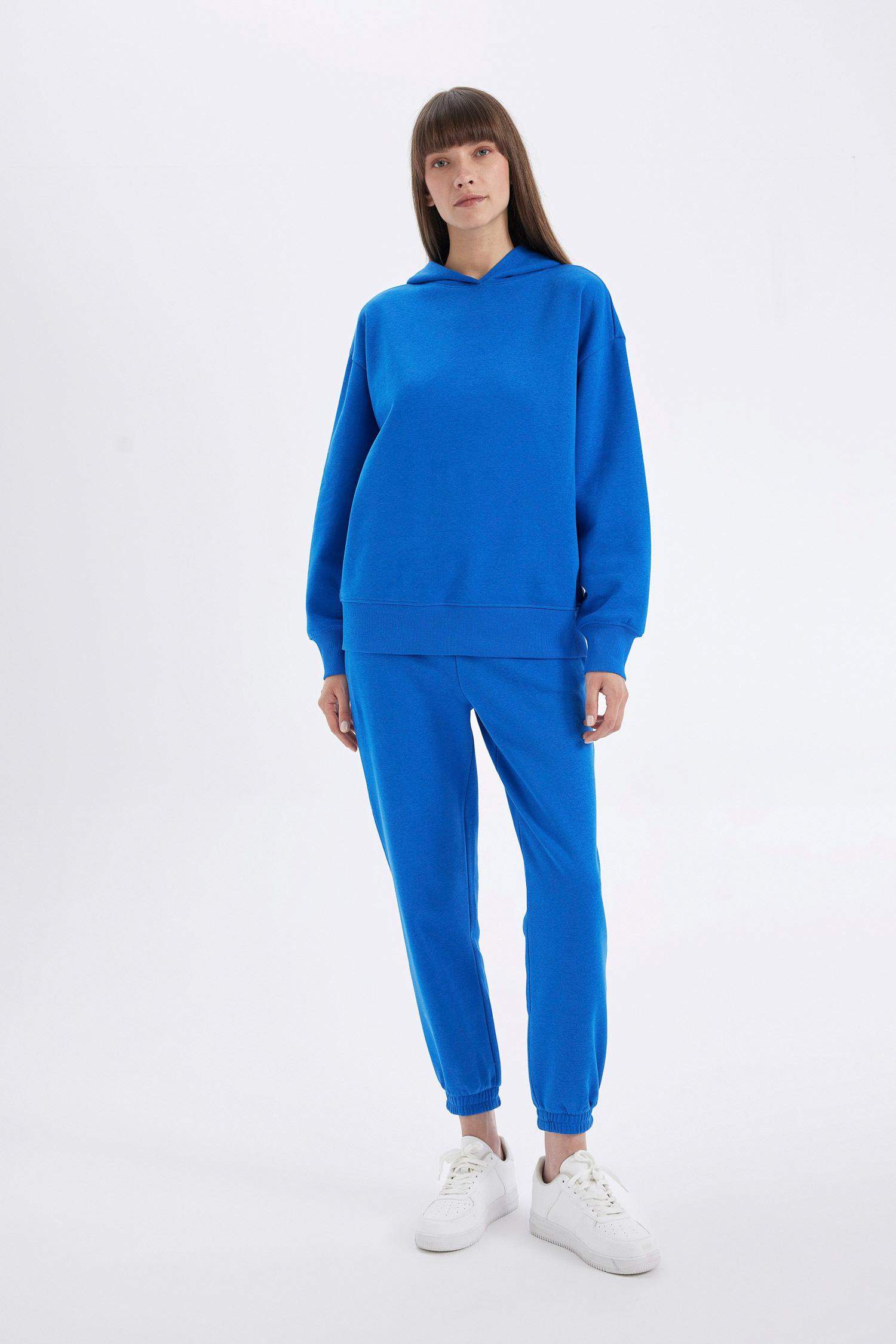 Свитшот стандартного кроя с капюшоном