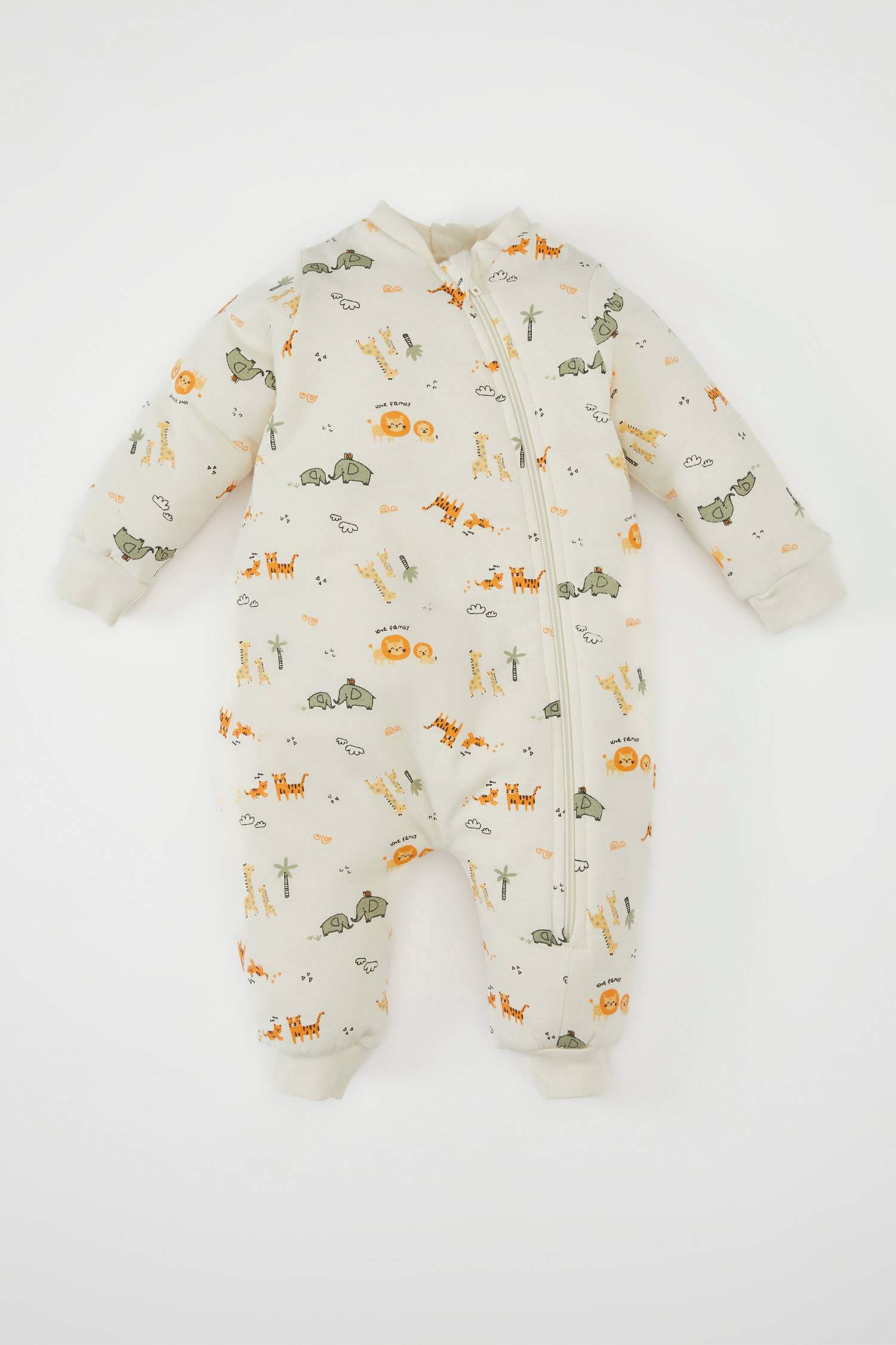 جمبسوت بيبي اولادي حديثي الولادة بطبعة سفاري بألياف ناعمة 1 توج