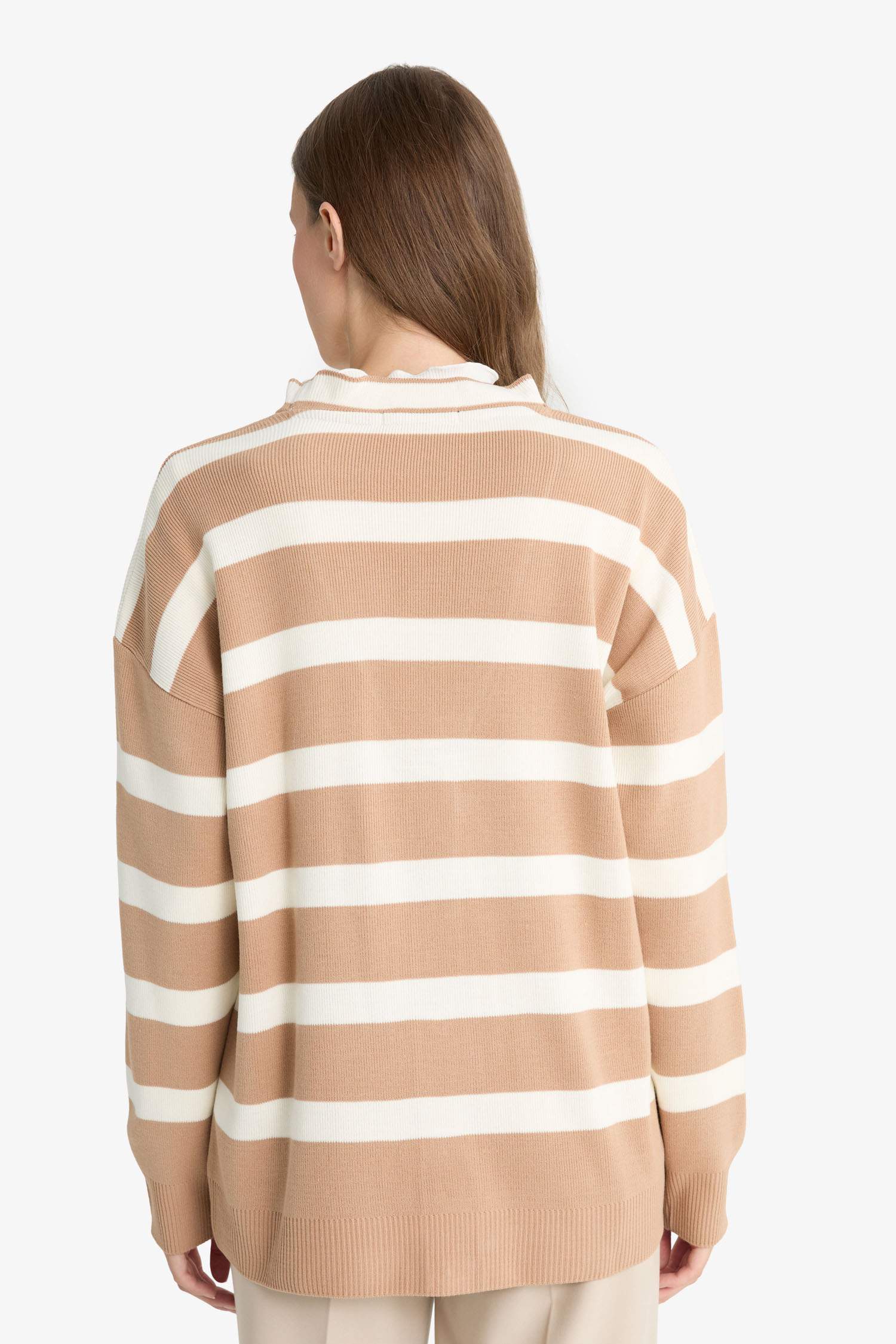 Regular Fit V-Neck Cardigan