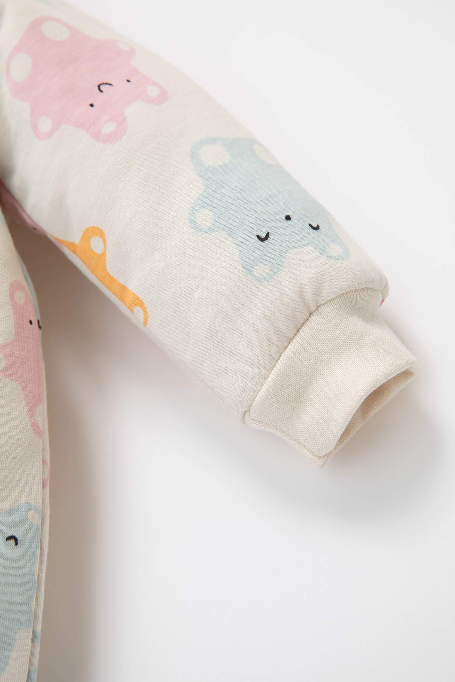 جمبسوت بيبي بناتي ابيض حديثي الولادة بألياف ناعمة 1,6 توج