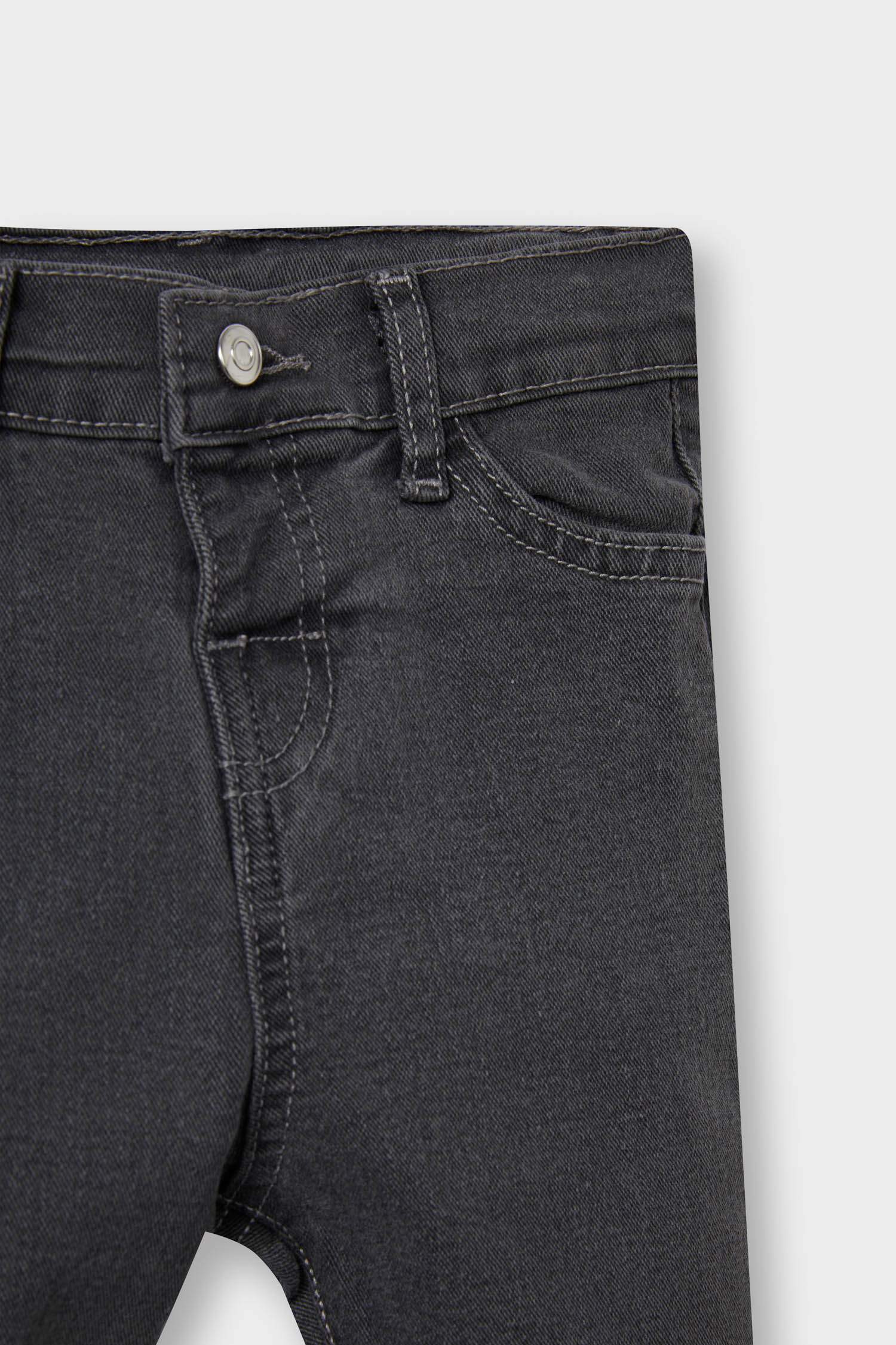 بنطلون جينز بيبي اولادي قصة عادية بجيب