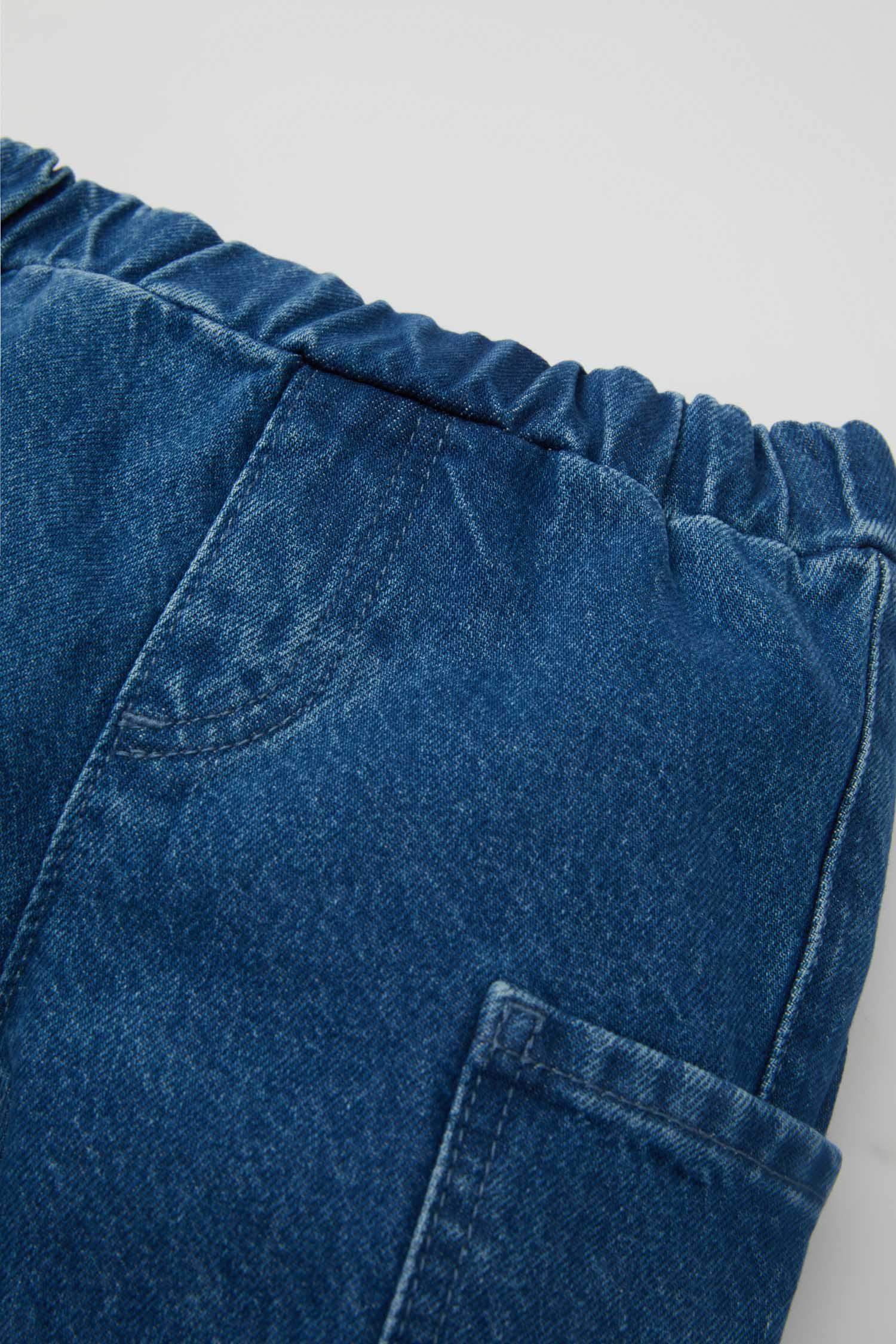 Jean à coupe régulière et taille élastique avec poches cargo pour Bébé Garçon