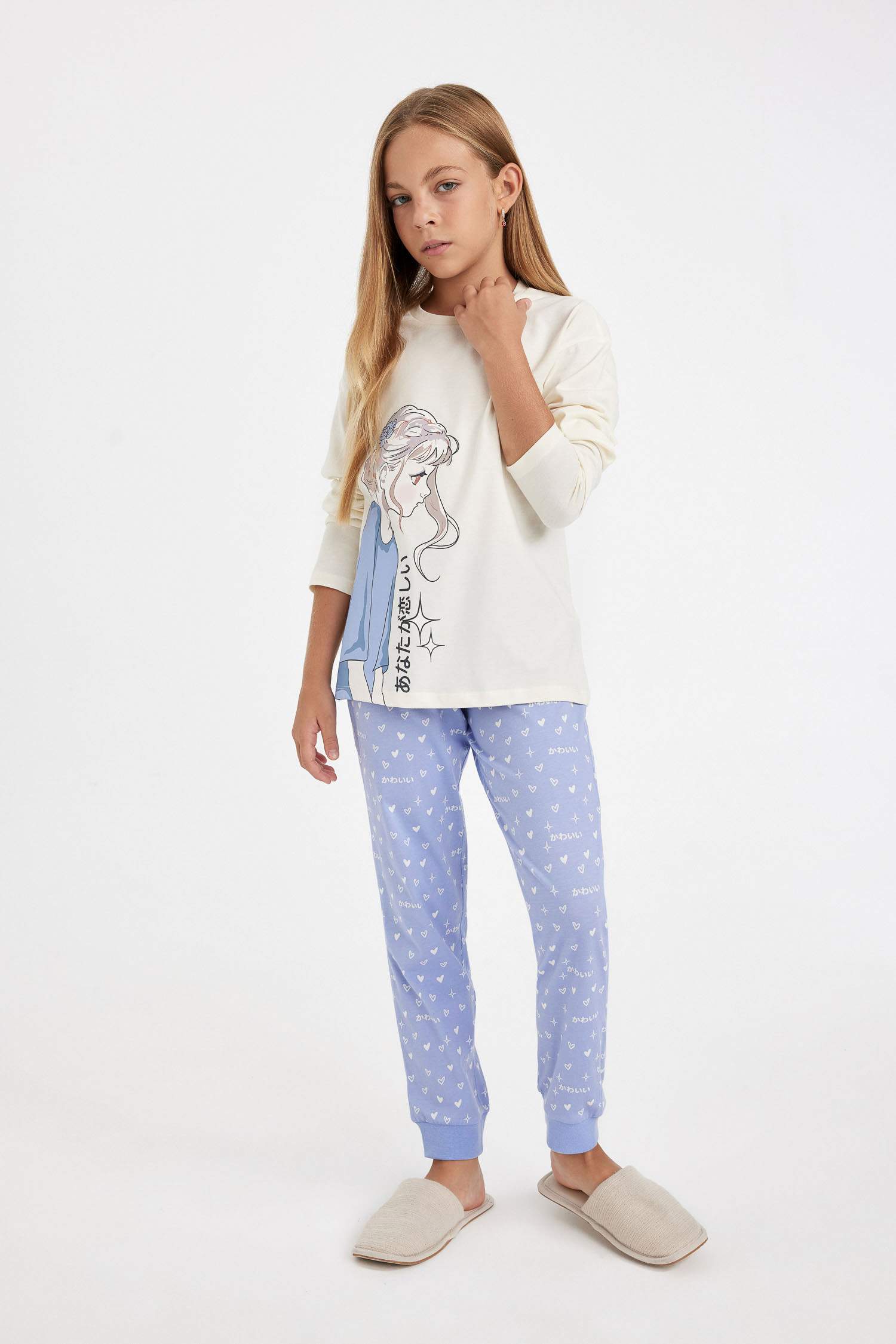 طقم بيجاما بناتي بيج قصة عادية بكم طويل - قطعتين