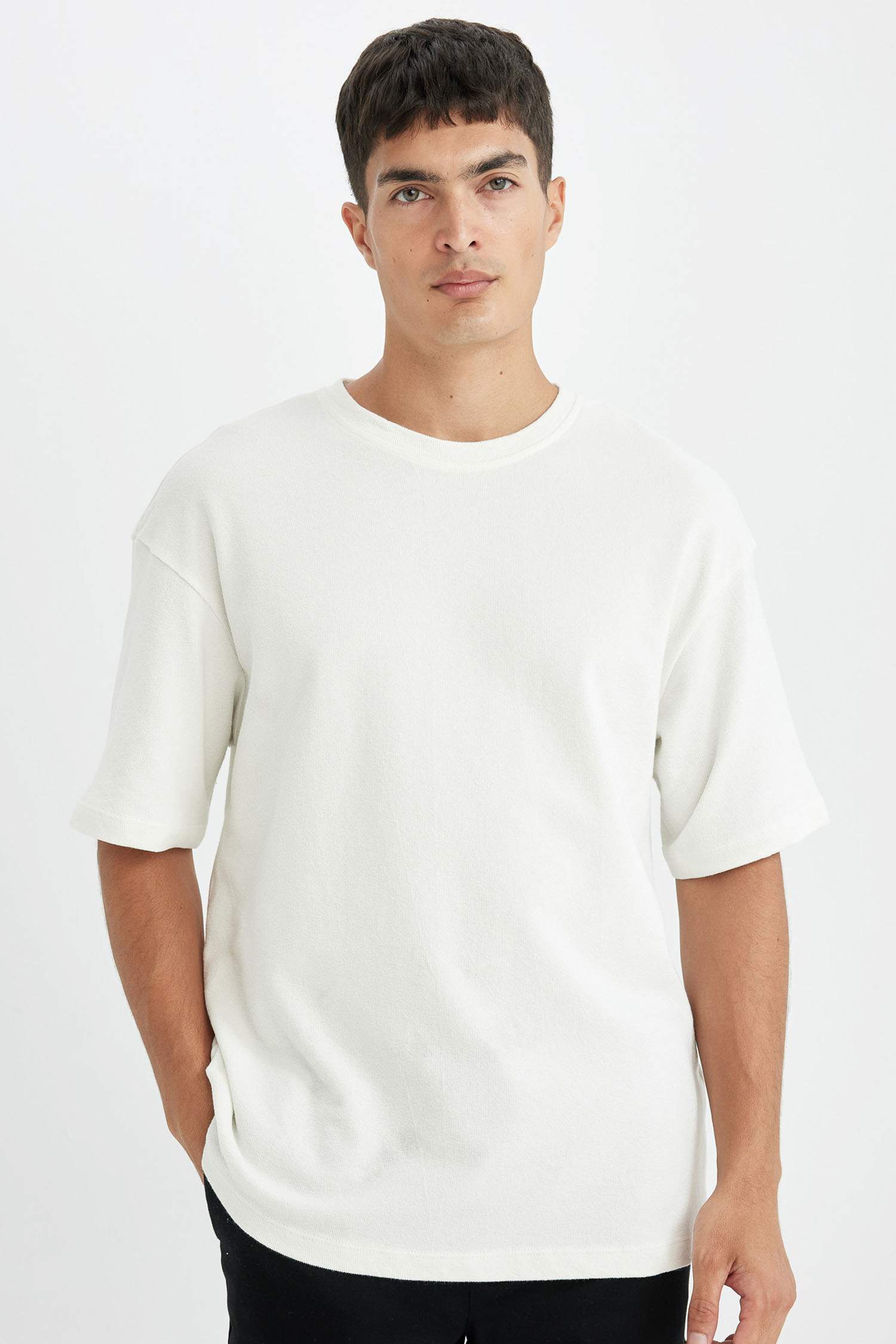 تي شيرت قطن نص ردن قصة مريحة برقبة مستديرة