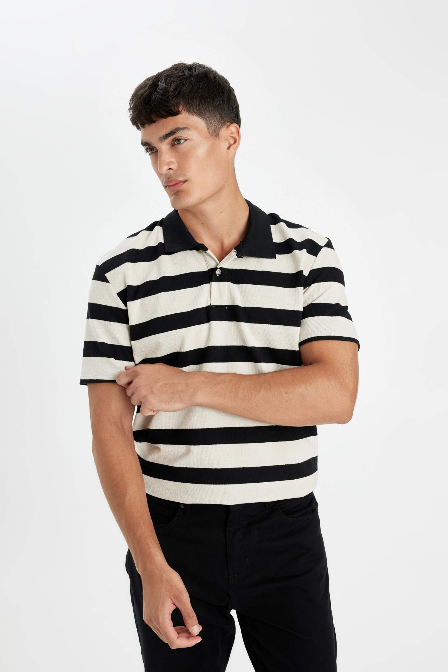 New Regular Fit Polo Yaka Çizgili Kısa Kollu Tişört