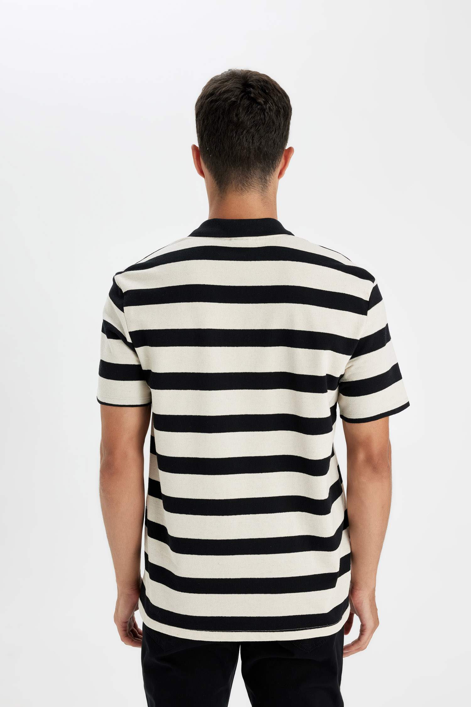 New Regular Fit Polo Yaka Çizgili Kısa Kollu Tişört