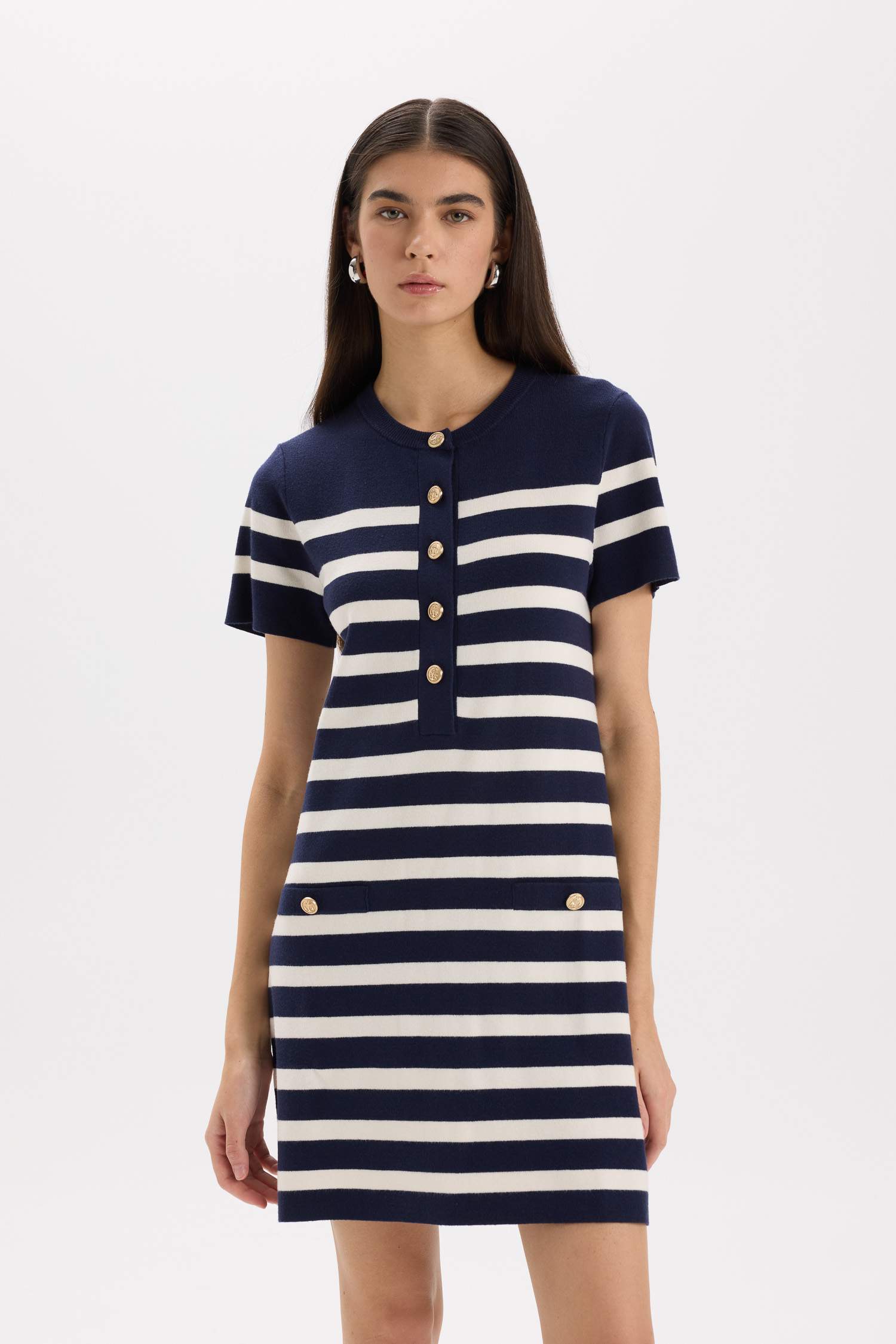 Платье в полоску с пуговичным воротником