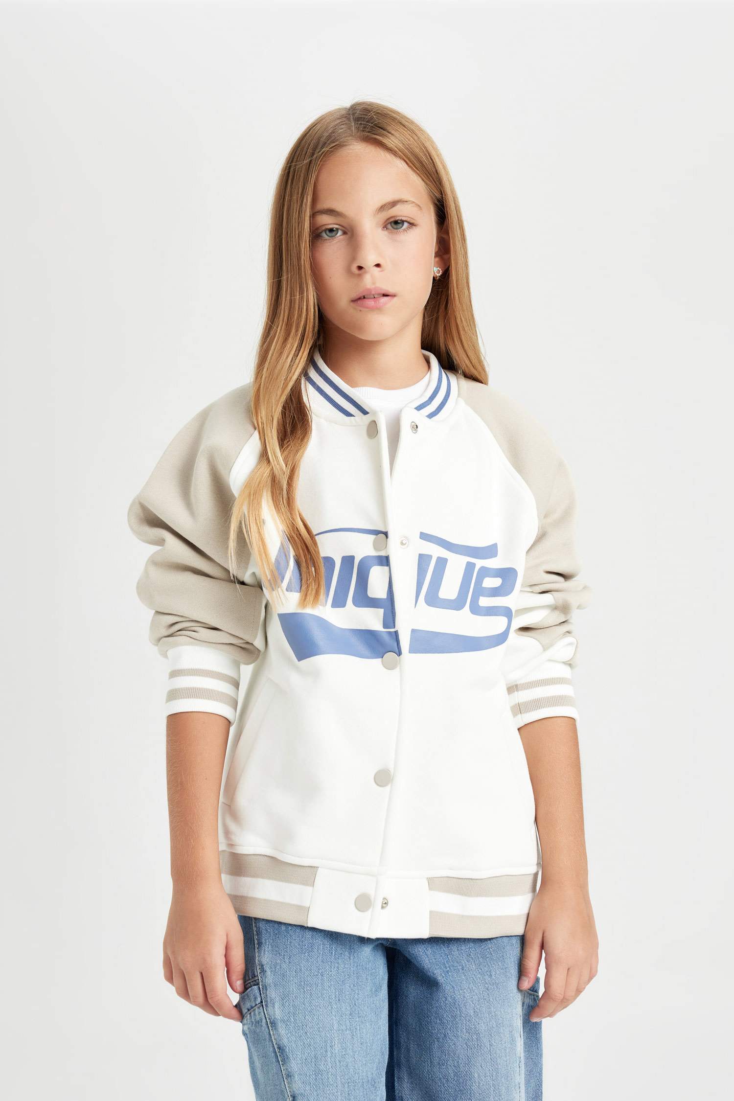 Kız Çocuk Kolej Yaka Çıtçıtlı Çift Cepli Baskılı İçi Yumuşak Tüylü Mevsimlik Bomber Ceket