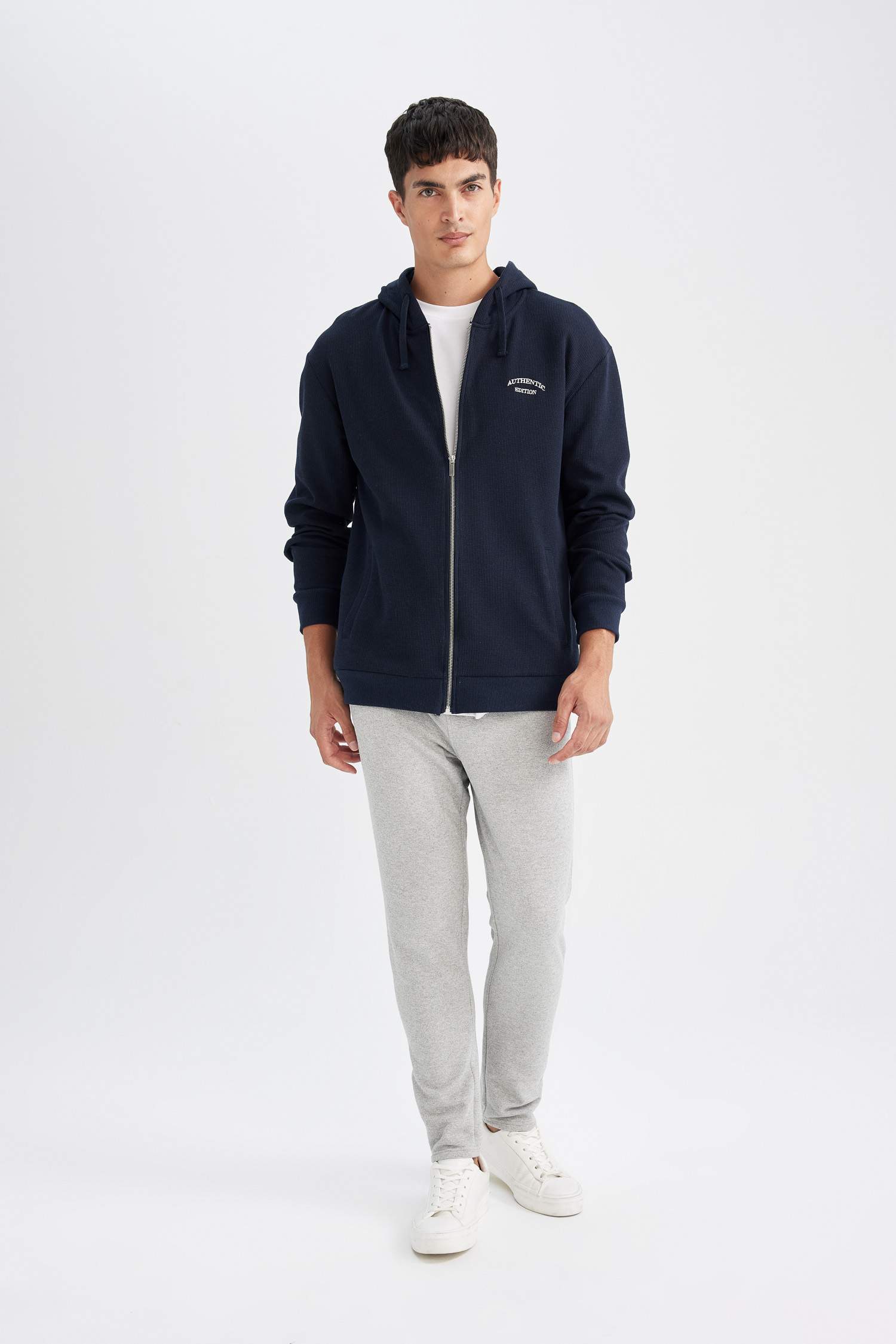 Lacivert Relax Fit Kapüşonlu Waffle Baskılı Cepli Fermuarlı Sweatshirt