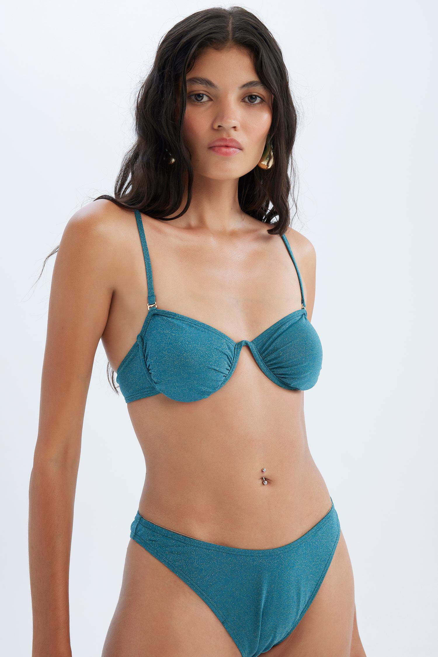 Fall in Love Regular Fit Bikini Top