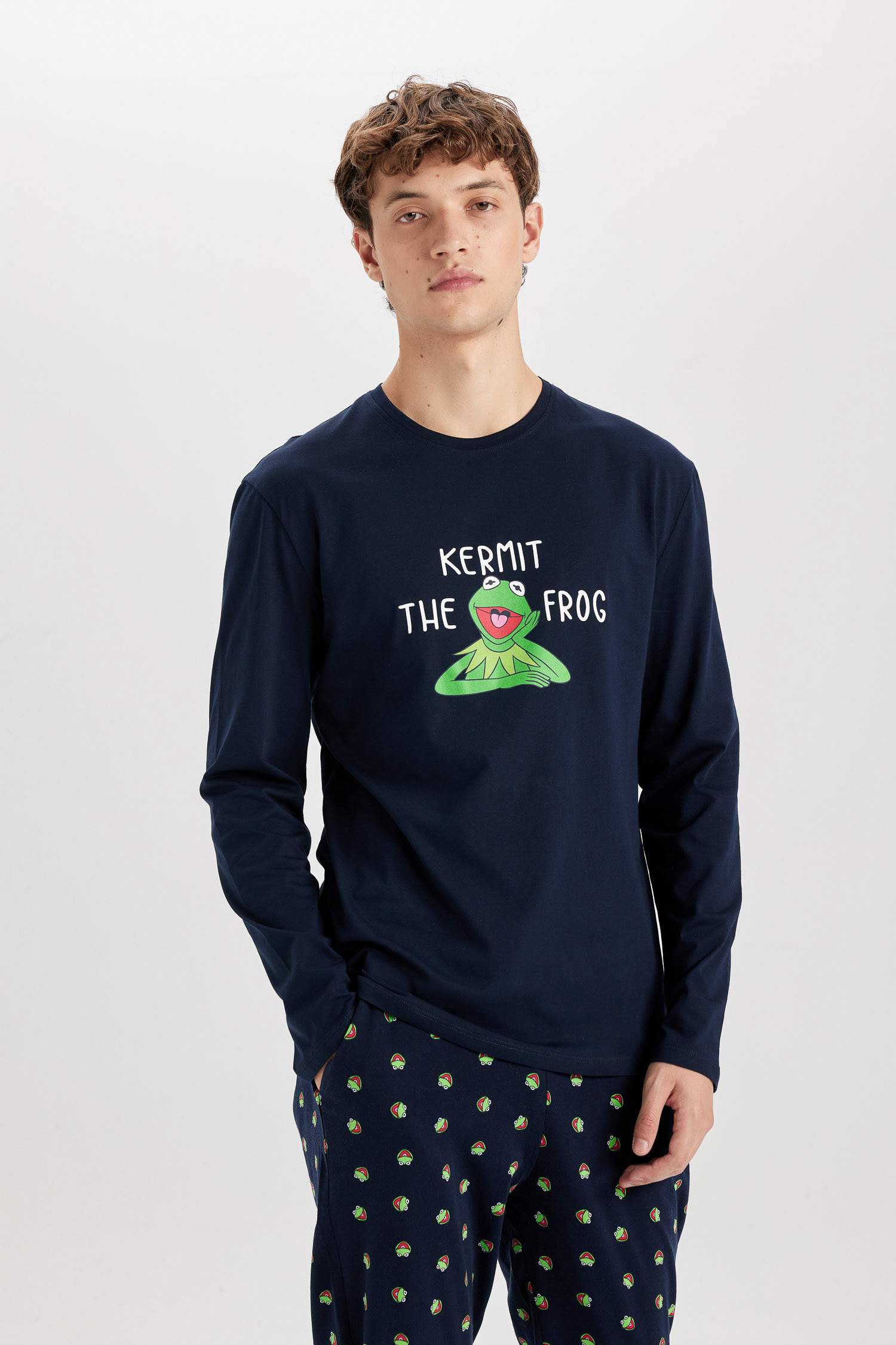 Muppets Regular Fit Pijama Takımı Bisiklet Yaka Uzun Kollu Üst Uzun Alt