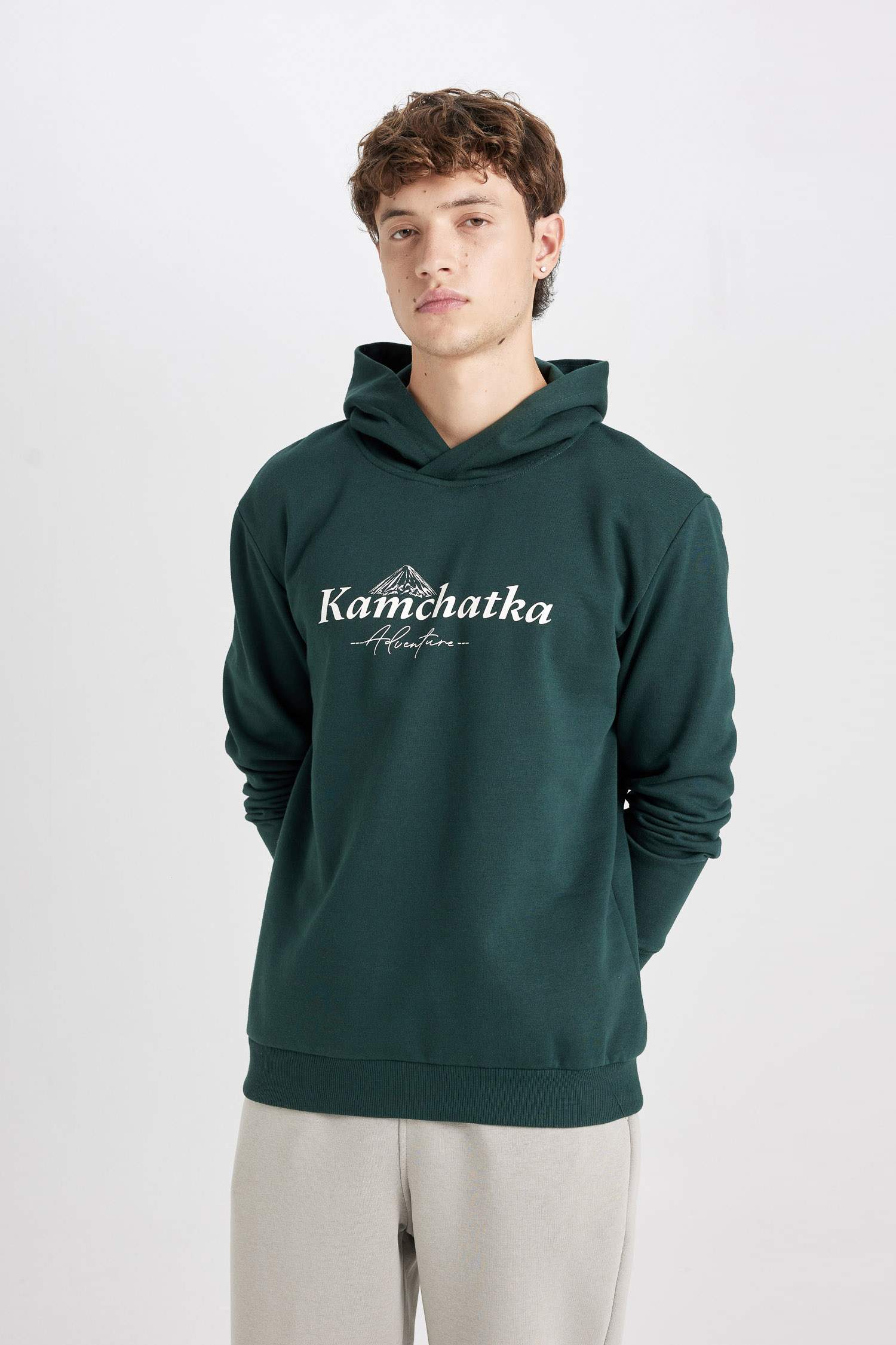 Regular Fit Kapüşonlu Baskılı Sweatshirt