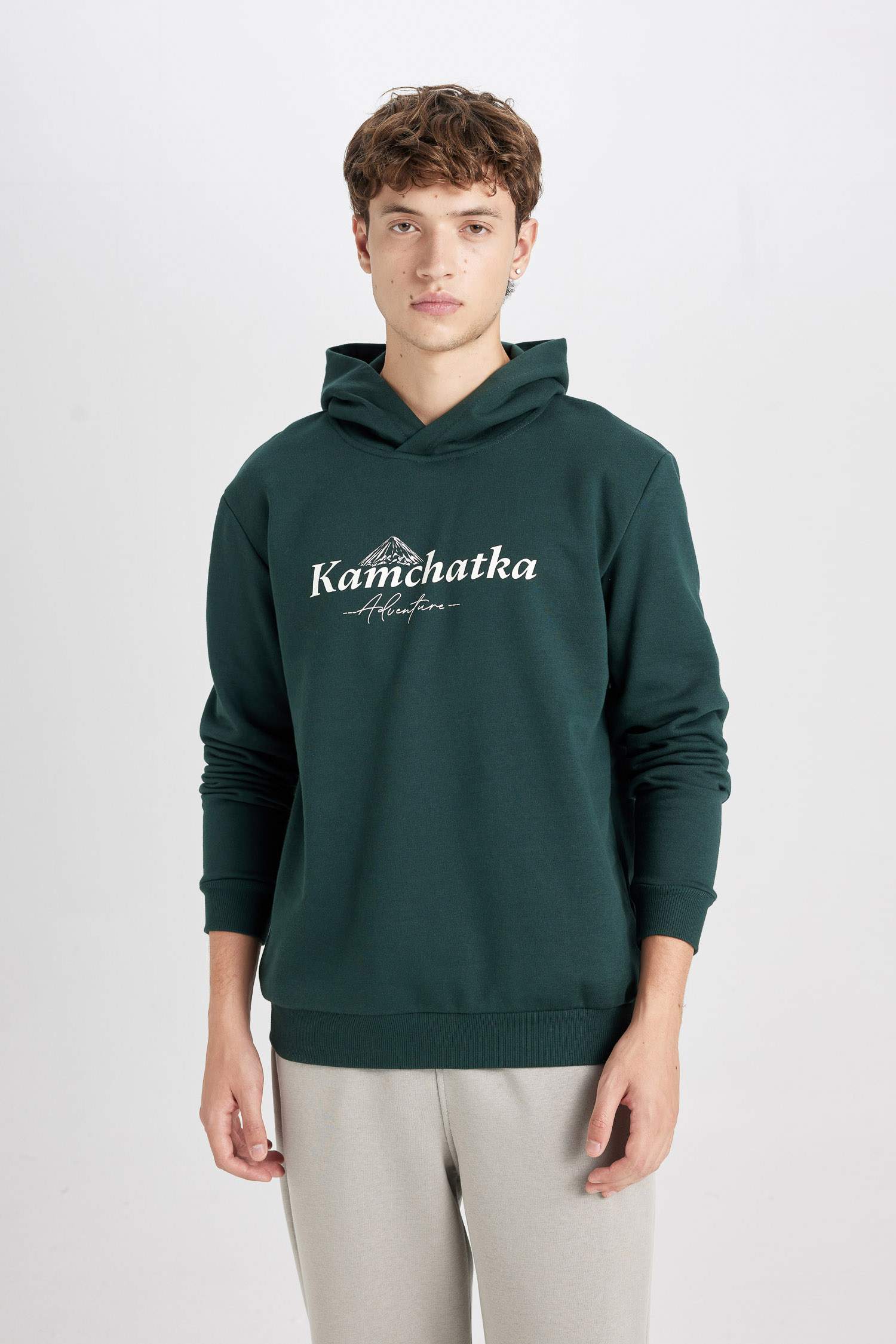 Regular Fit Kapüşonlu Baskılı Sweatshirt