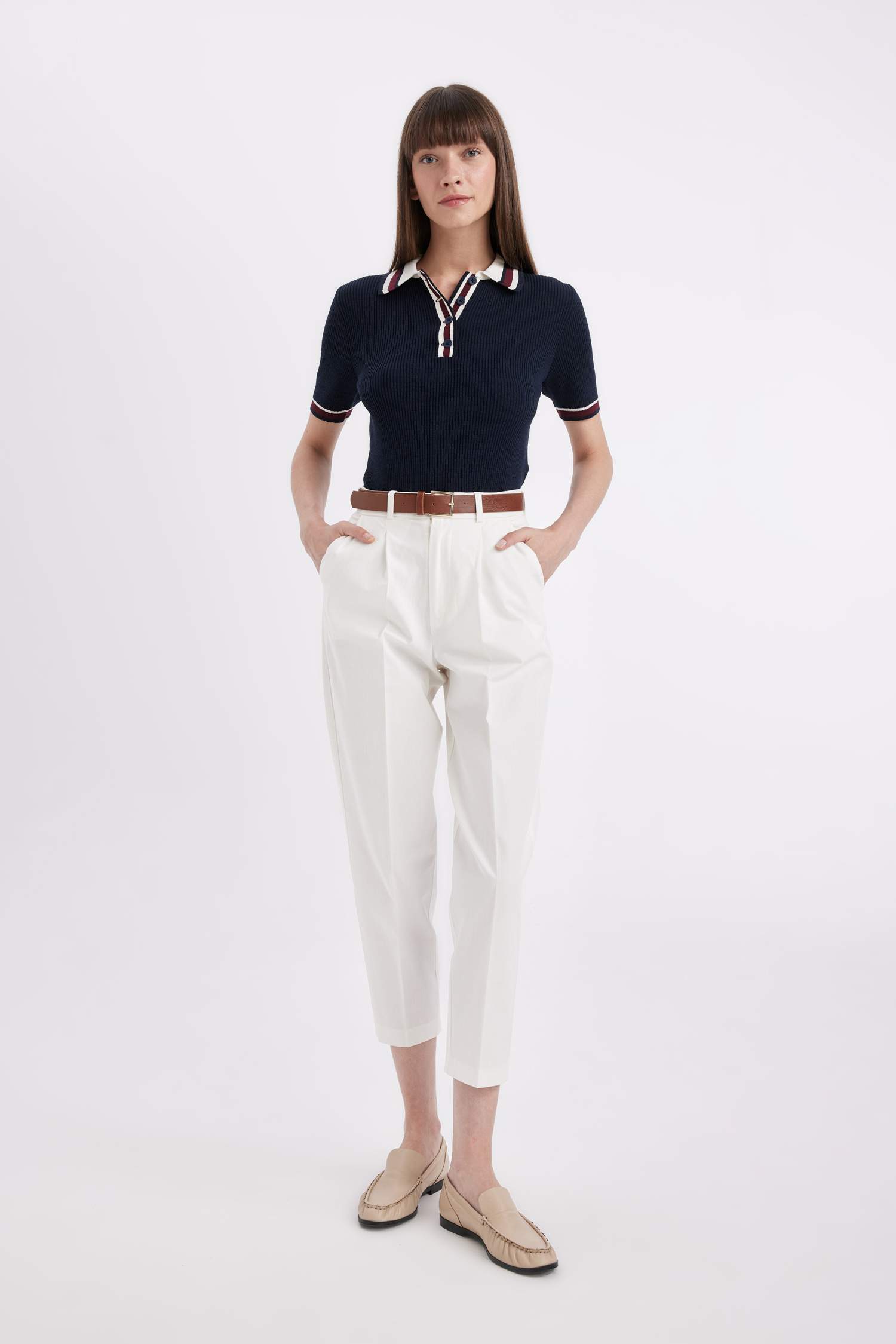 Carrot Fit Ankle Length Gabardine Trousers