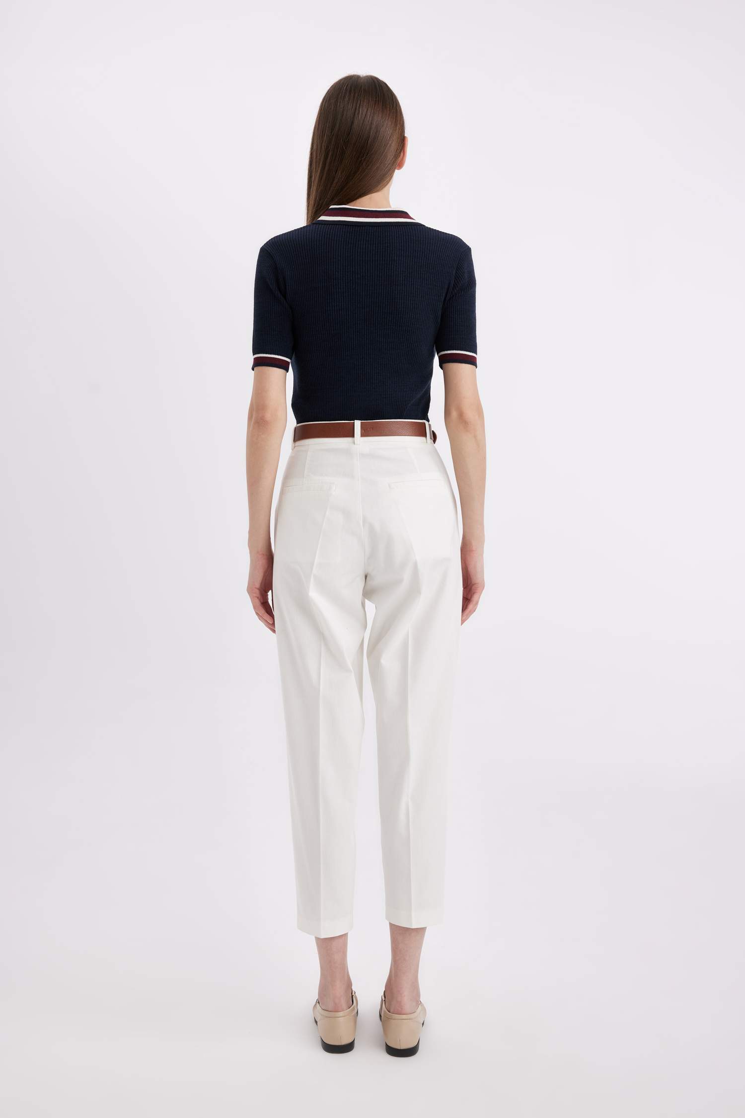 Carrot Fit Ankle Length Gabardine Trousers