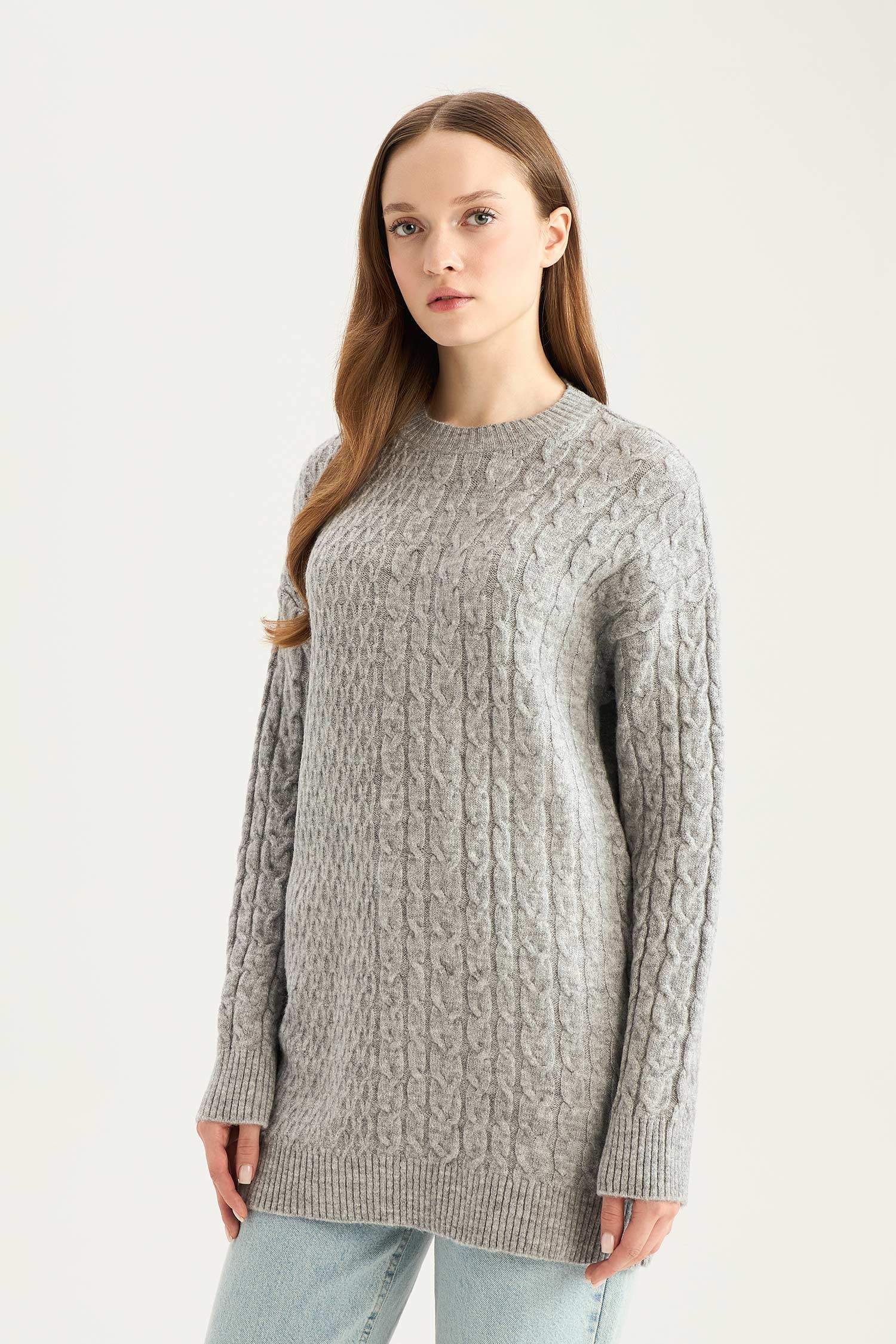 تونيك قصة عادية بياقة مستديرة