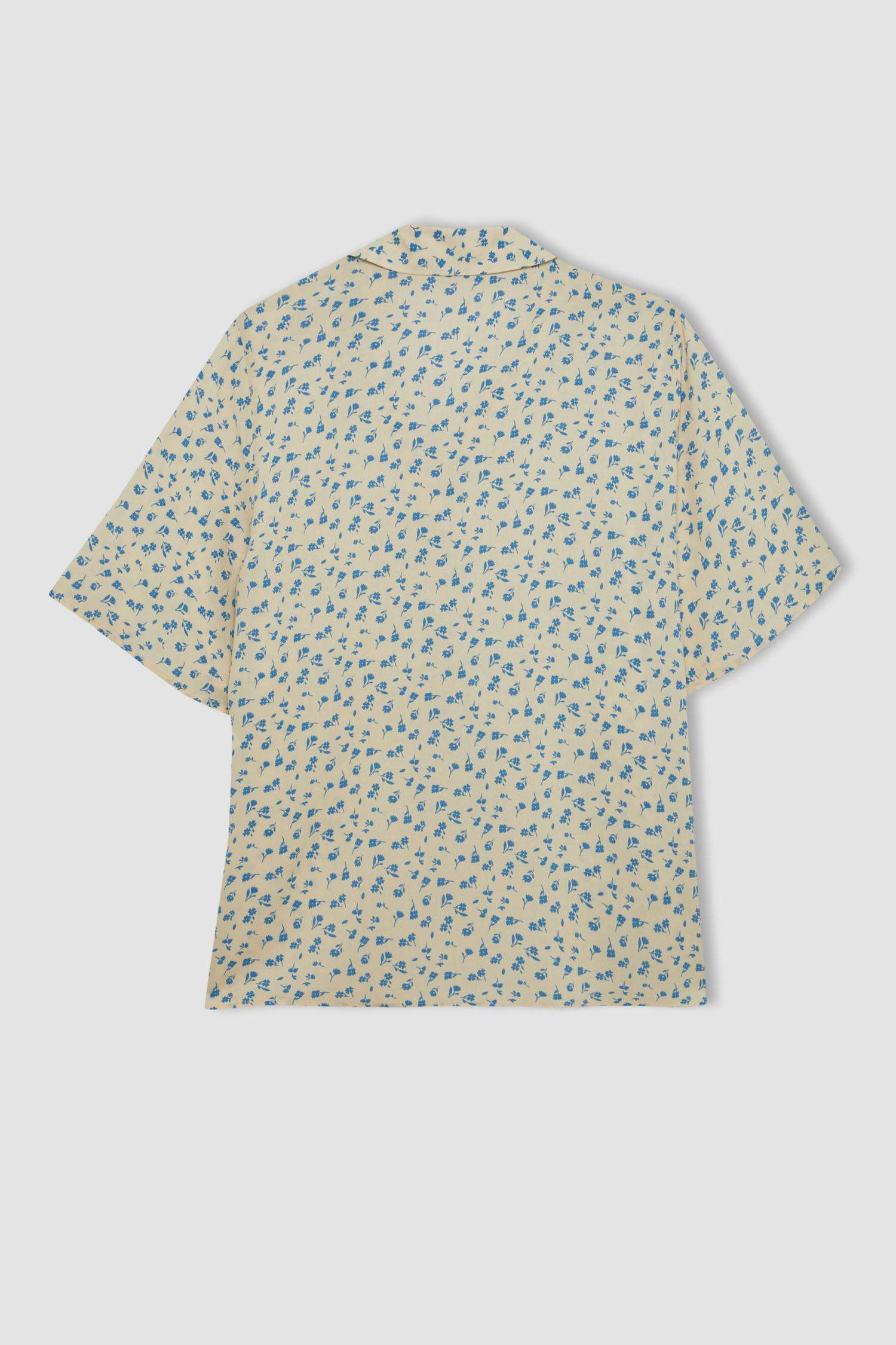 Regular Fit Desenli Kısa Kollu Gömlek