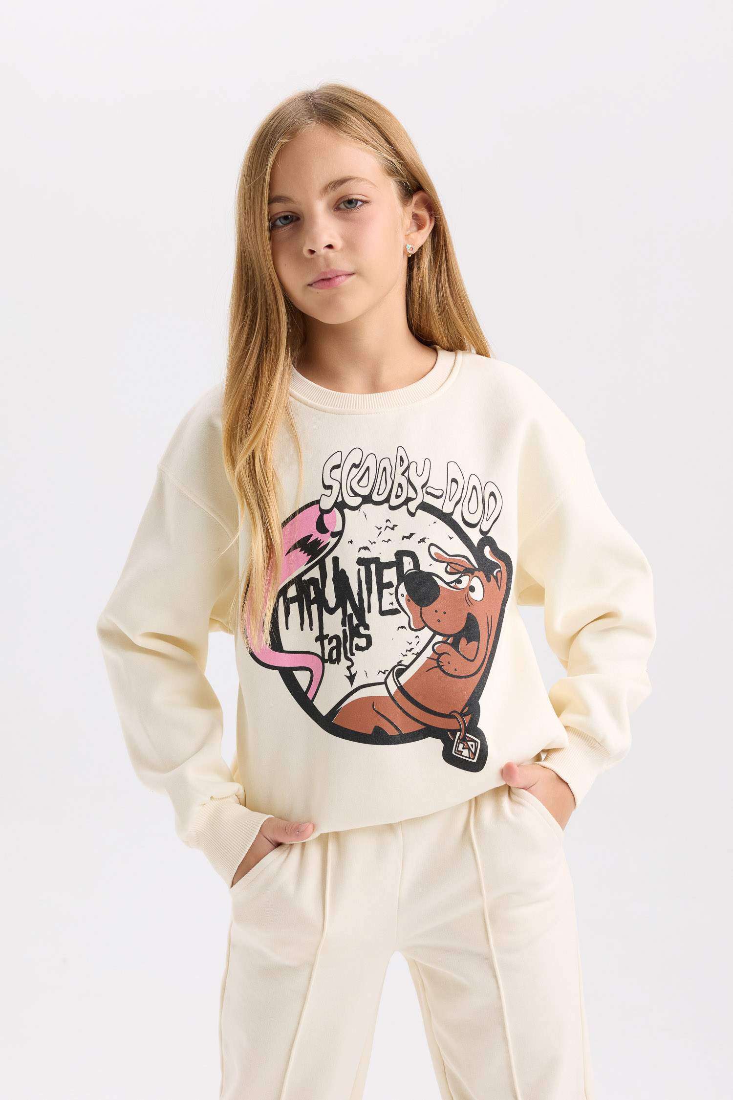 Kız Çocuk Ekru Scooby Doo Relax Fit Bisiklet Yaka Sweatshirt