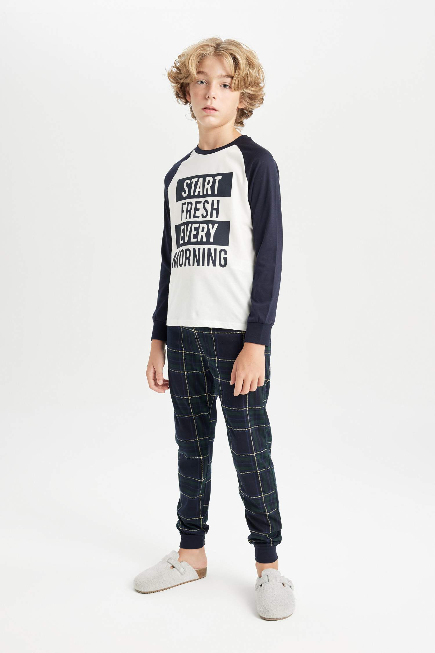 Erkek Çocuk Pijama Takım Yazı Baskılı Uzun Kollu Üst Uzun Alt