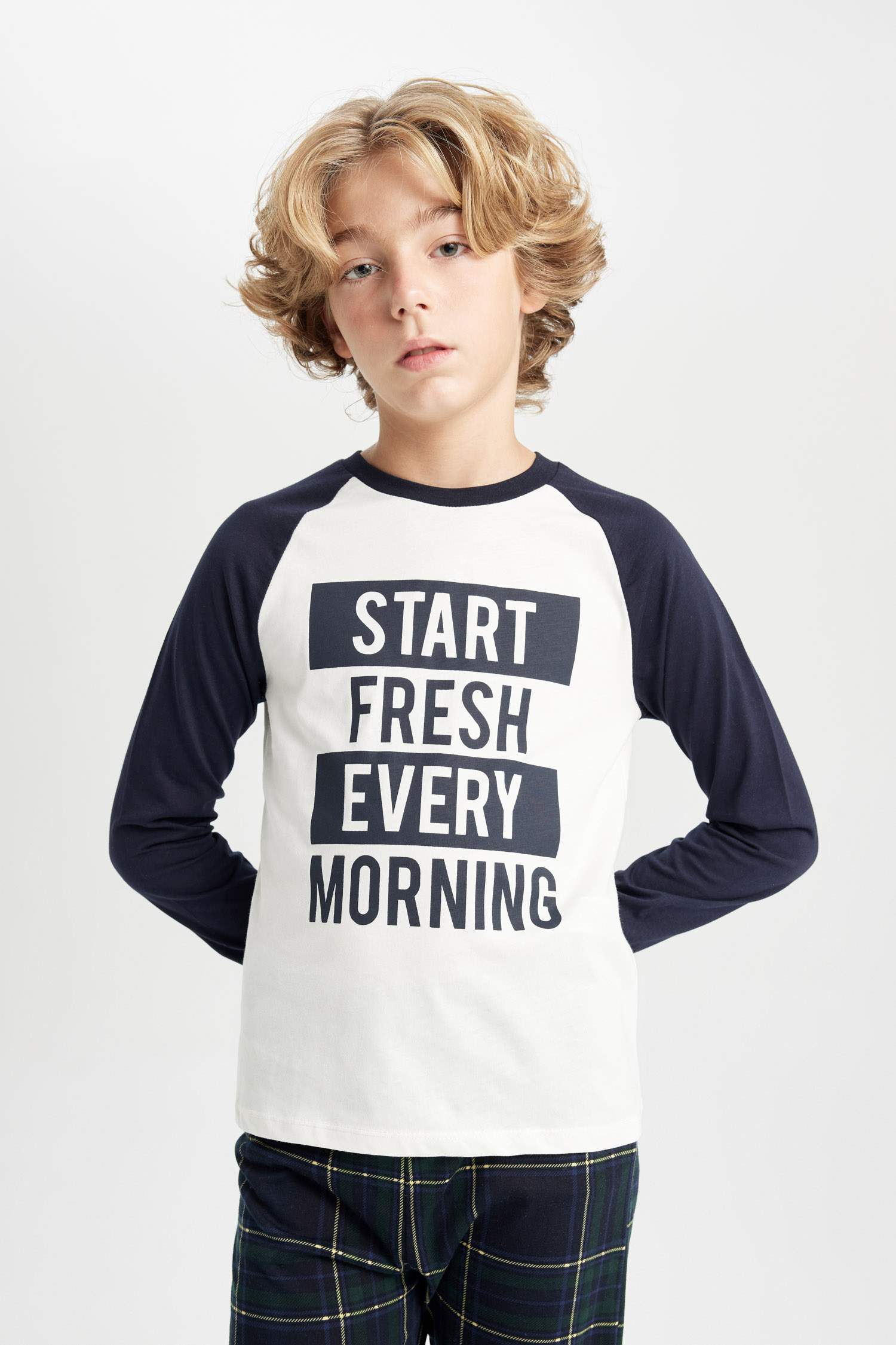 Erkek Çocuk Pijama Takım Yazı Baskılı Uzun Kollu Üst Uzun Alt