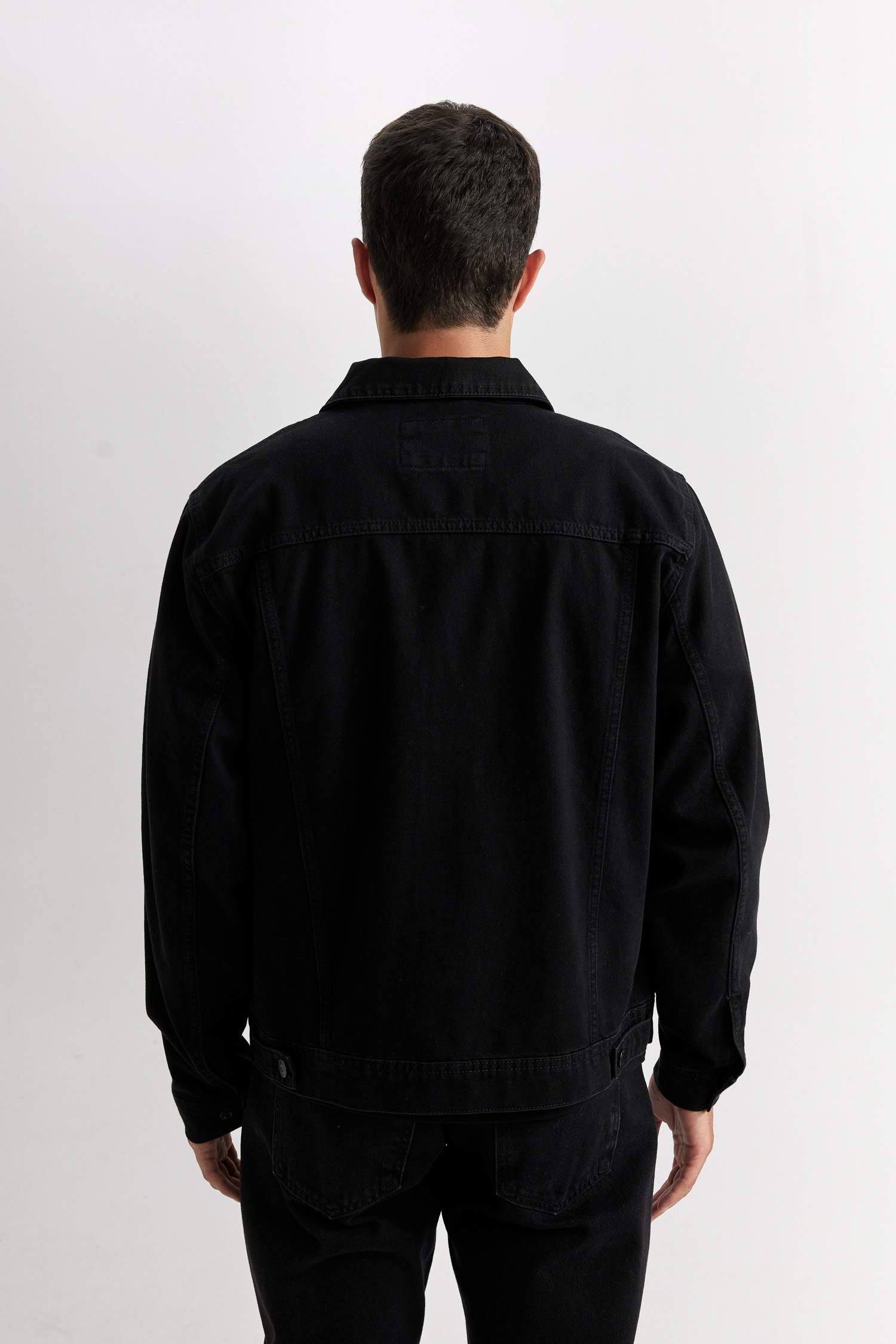 %100 Pamuk Düğmeli Cepli Denim Ceket