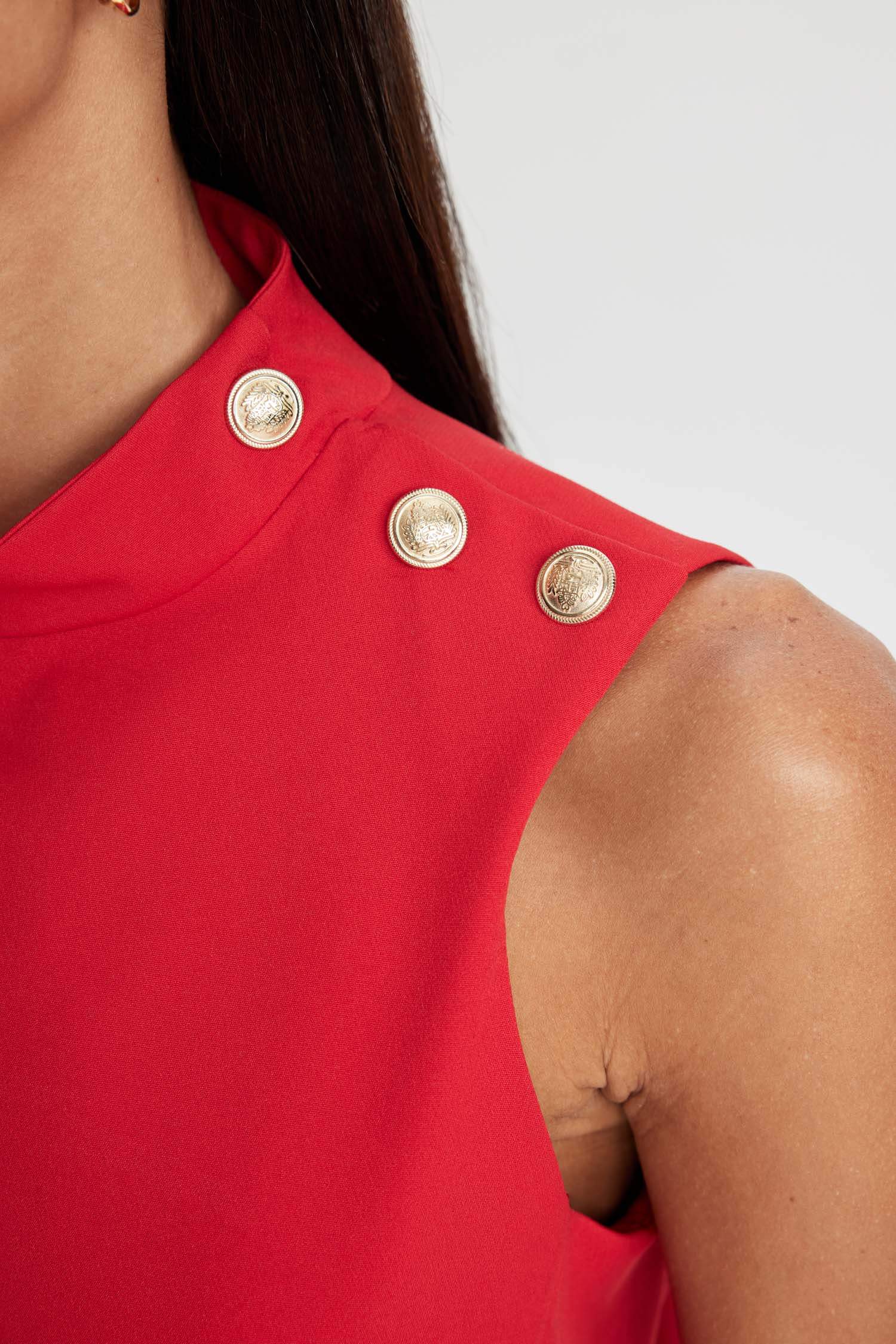 Mini Robe rouge basique à boutons et demi-col roulé