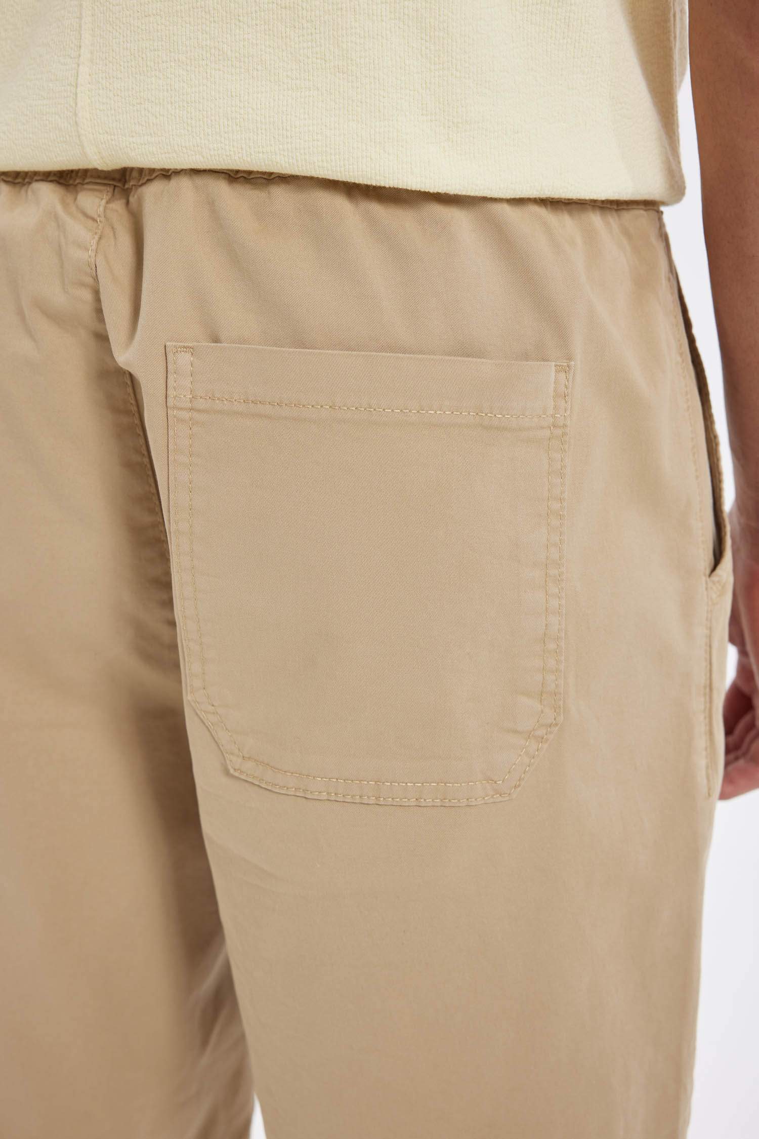 شورت جبردين قصة عادية